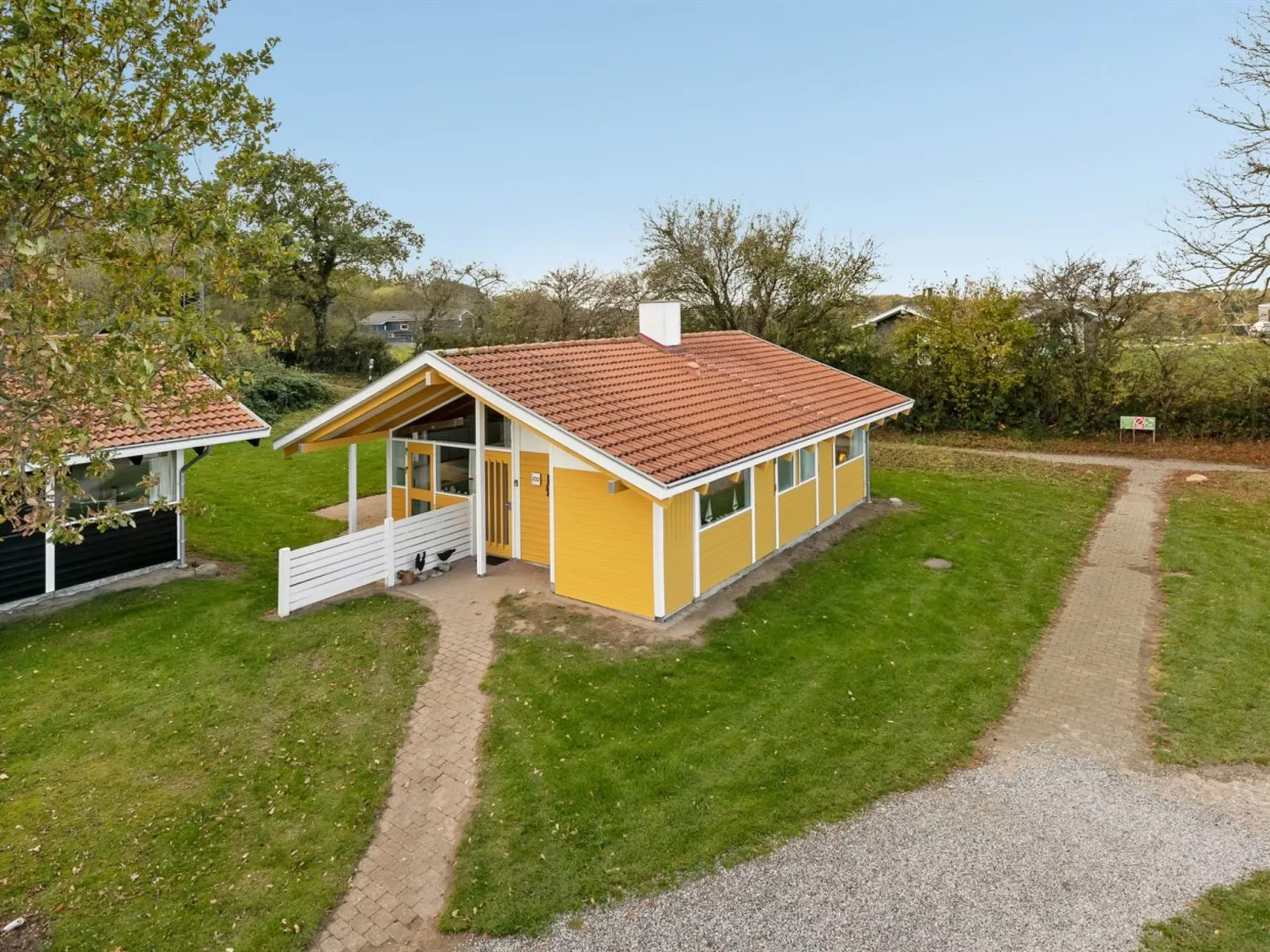 "Boris" - 500m from the sea-Draußen