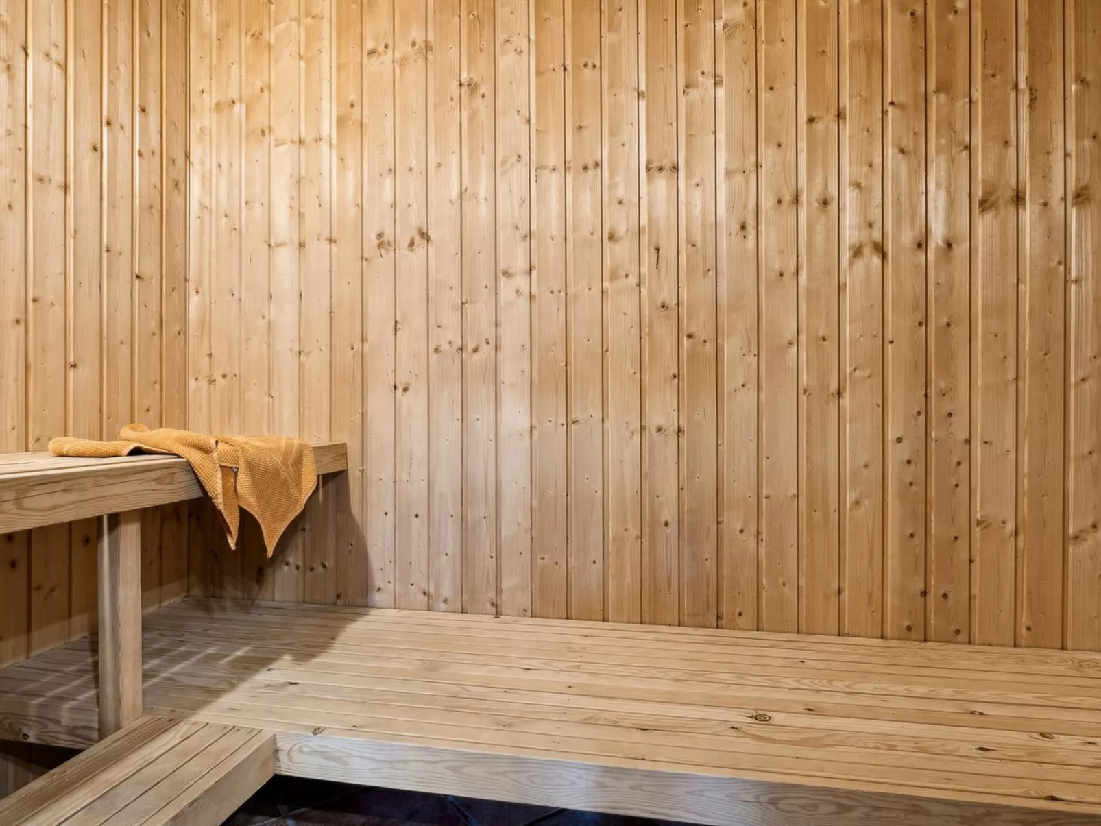 "Alrune" - 800m from the sea-Drinnen