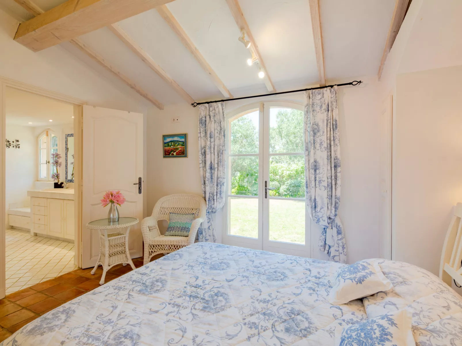  La Bastide Rose-Inside
