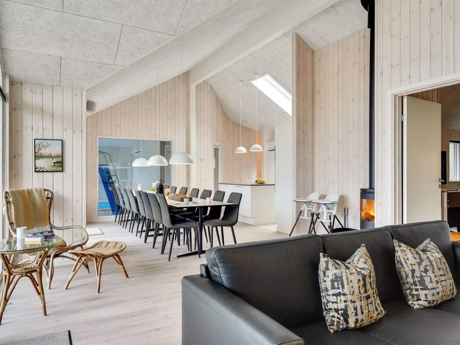 "Jorn" - 75m from the sea-Inside