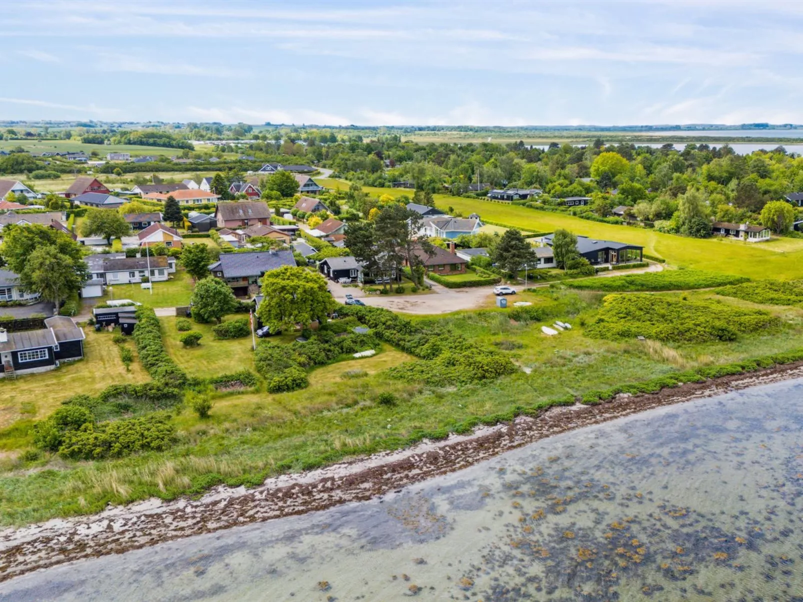 "Varma" - 25m from the sea-Draußen