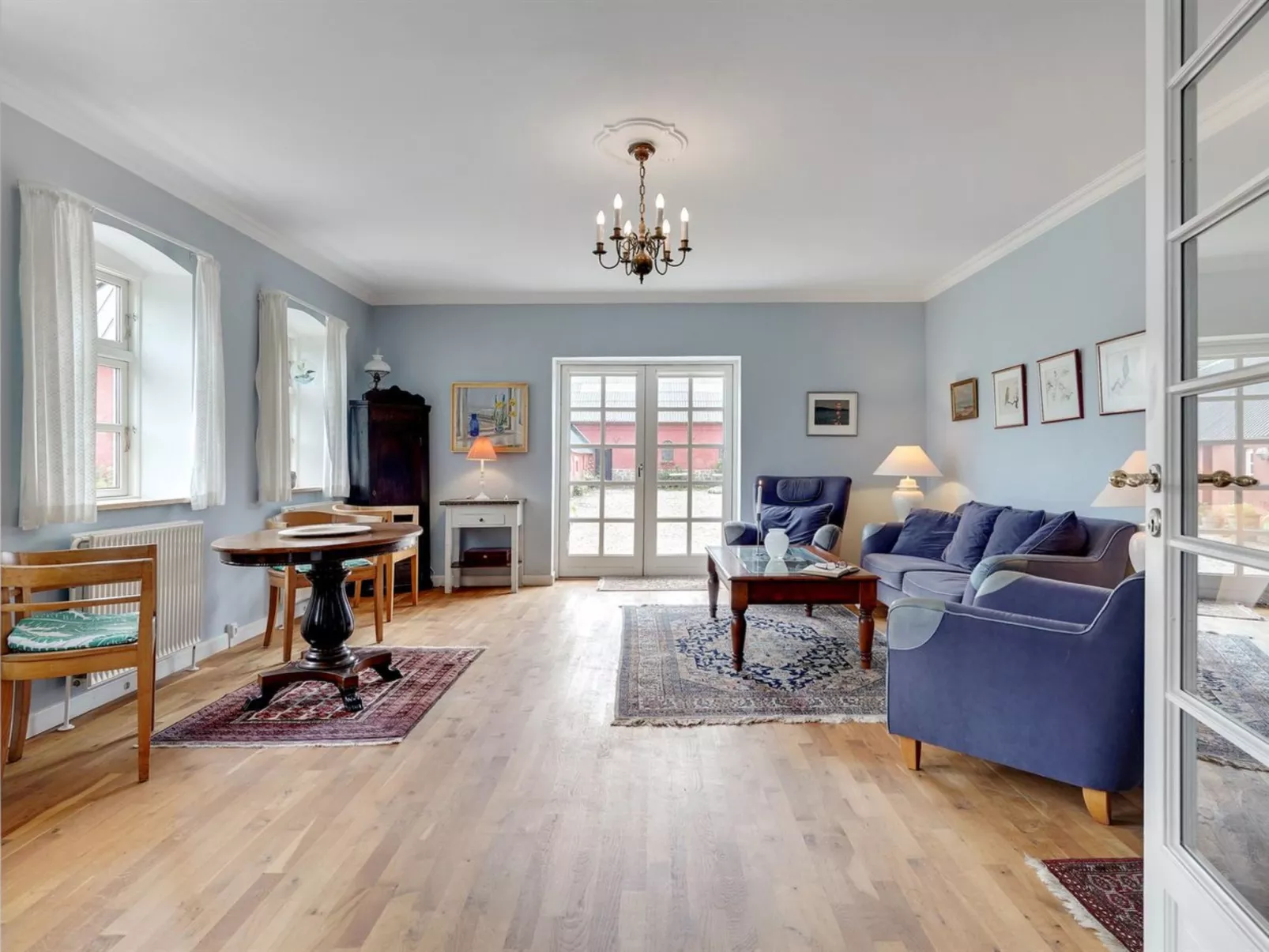 "Elisabetha" - 16km from the sea-Drinnen