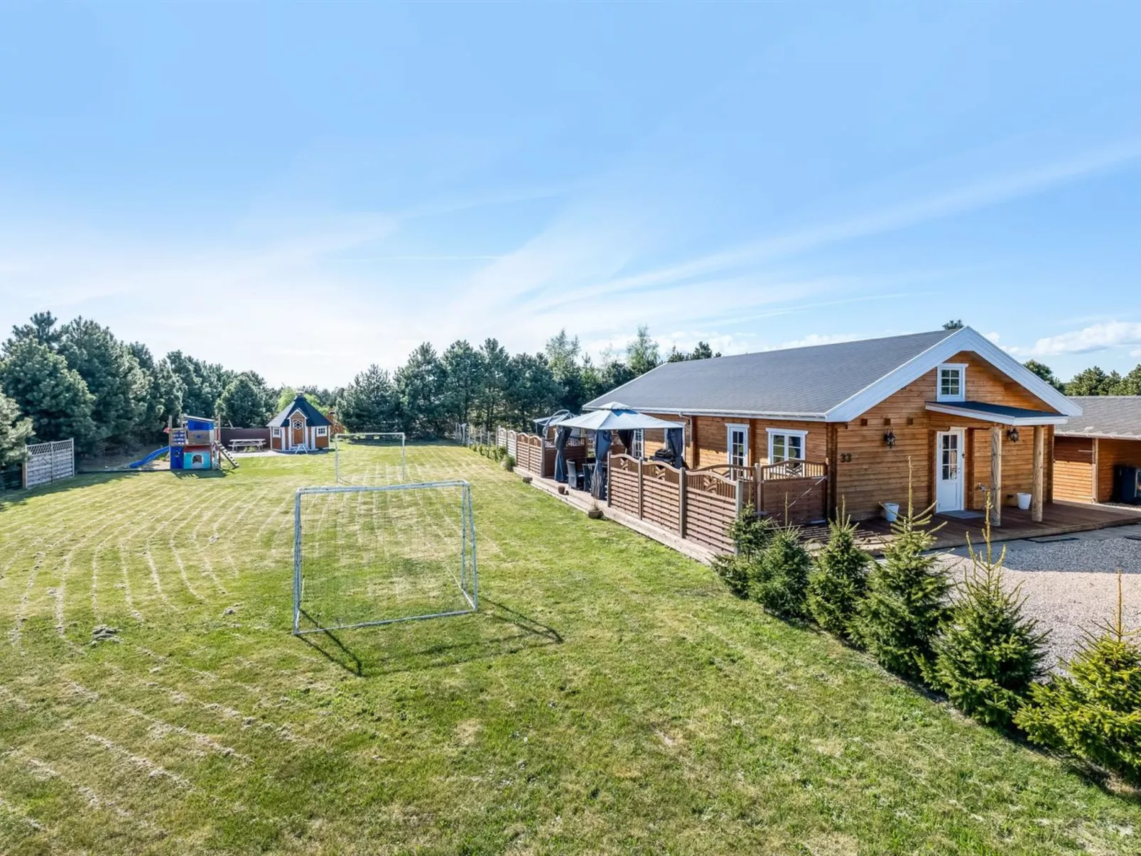 "Vicktoria" - 1.5km from the sea-Outside