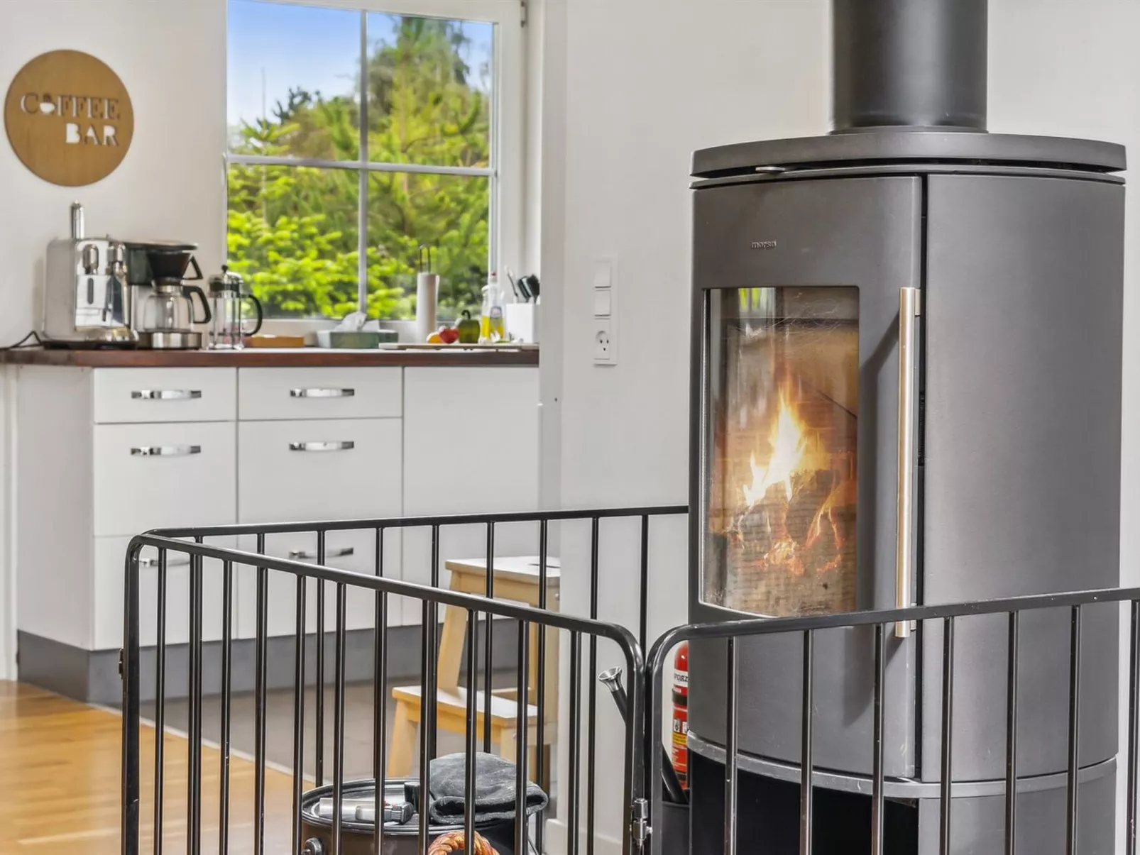 "Ronia" - 900m from the sea-Drinnen