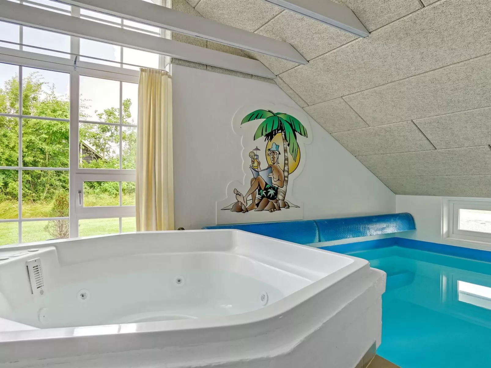 "Munder" - 1.2km to the fjord-Dedans