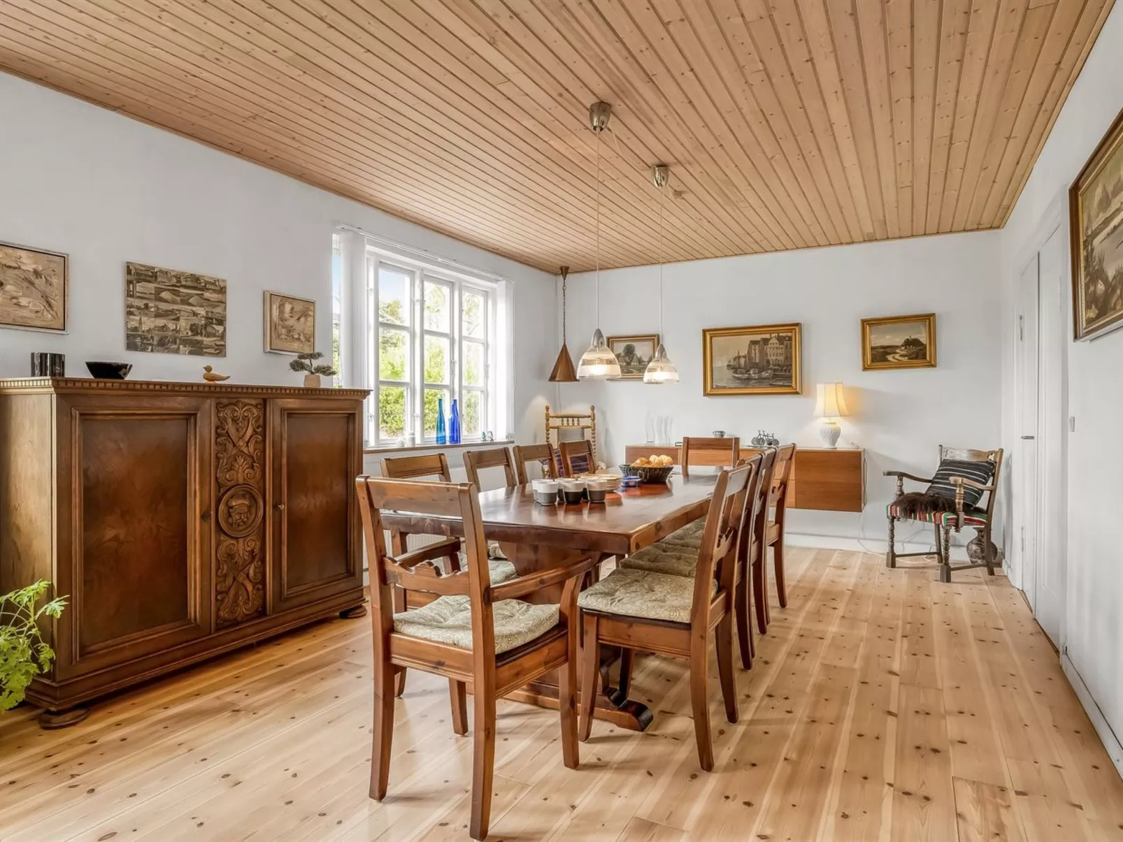 "Soria" - 600m to the fjord-Dedans