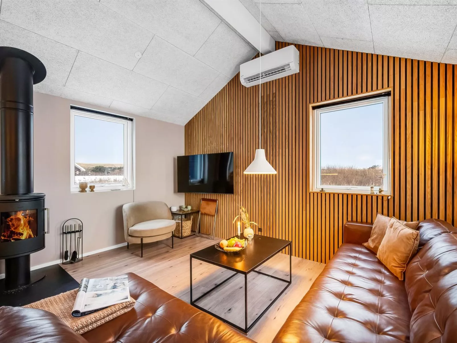 "Ivar" - 300m from the sea-Inside