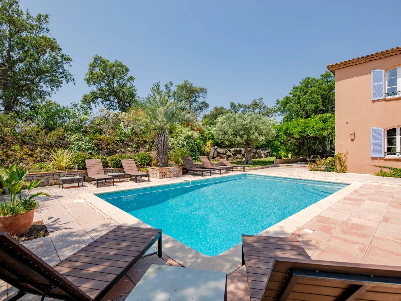  La Bastide Rose-Outside