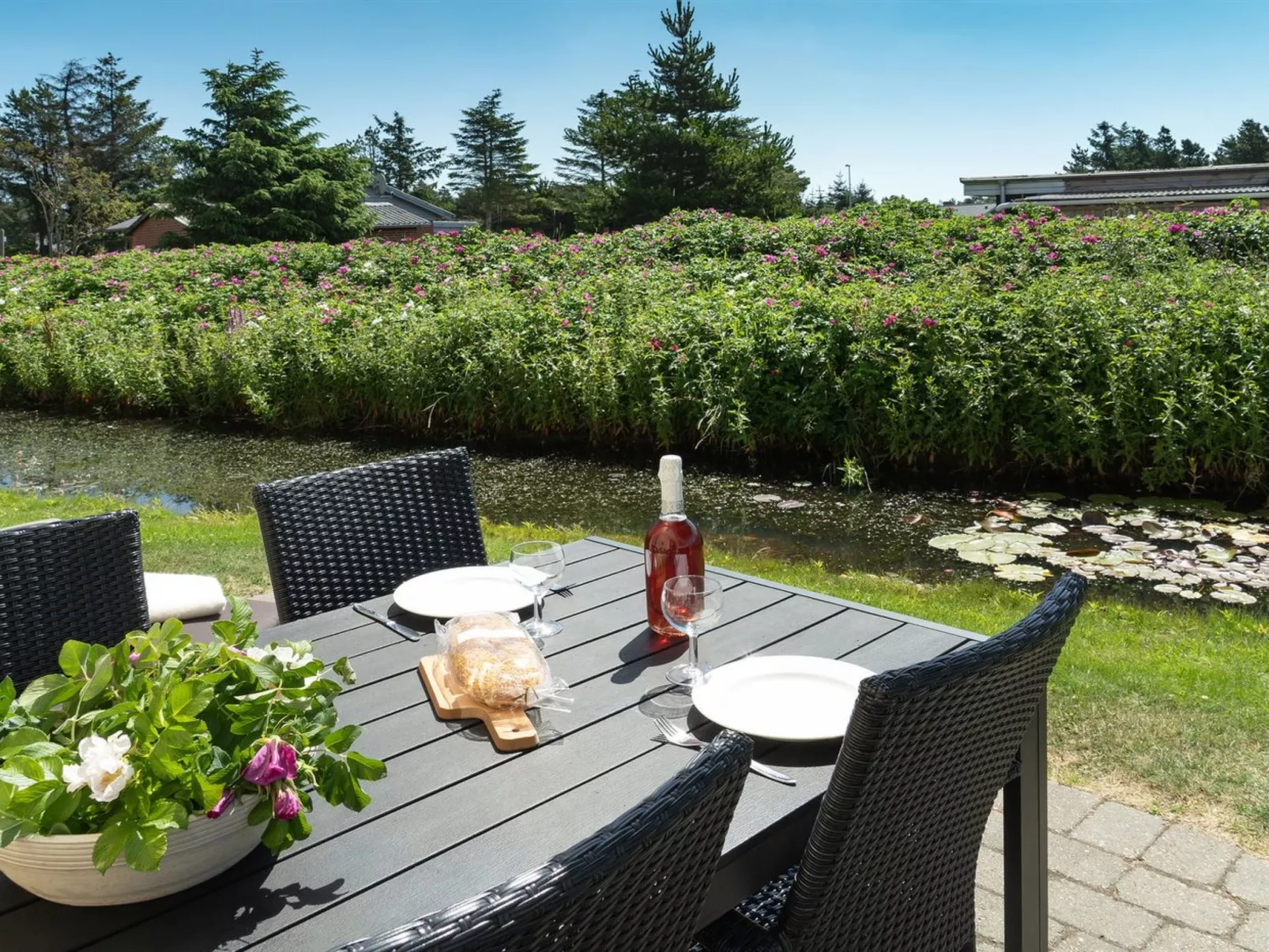 "Moa" - 800m from the sea-Draußen