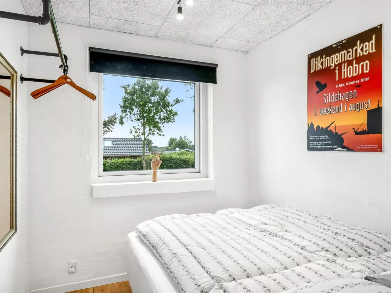 "Tonna" -  from the sea-Inside