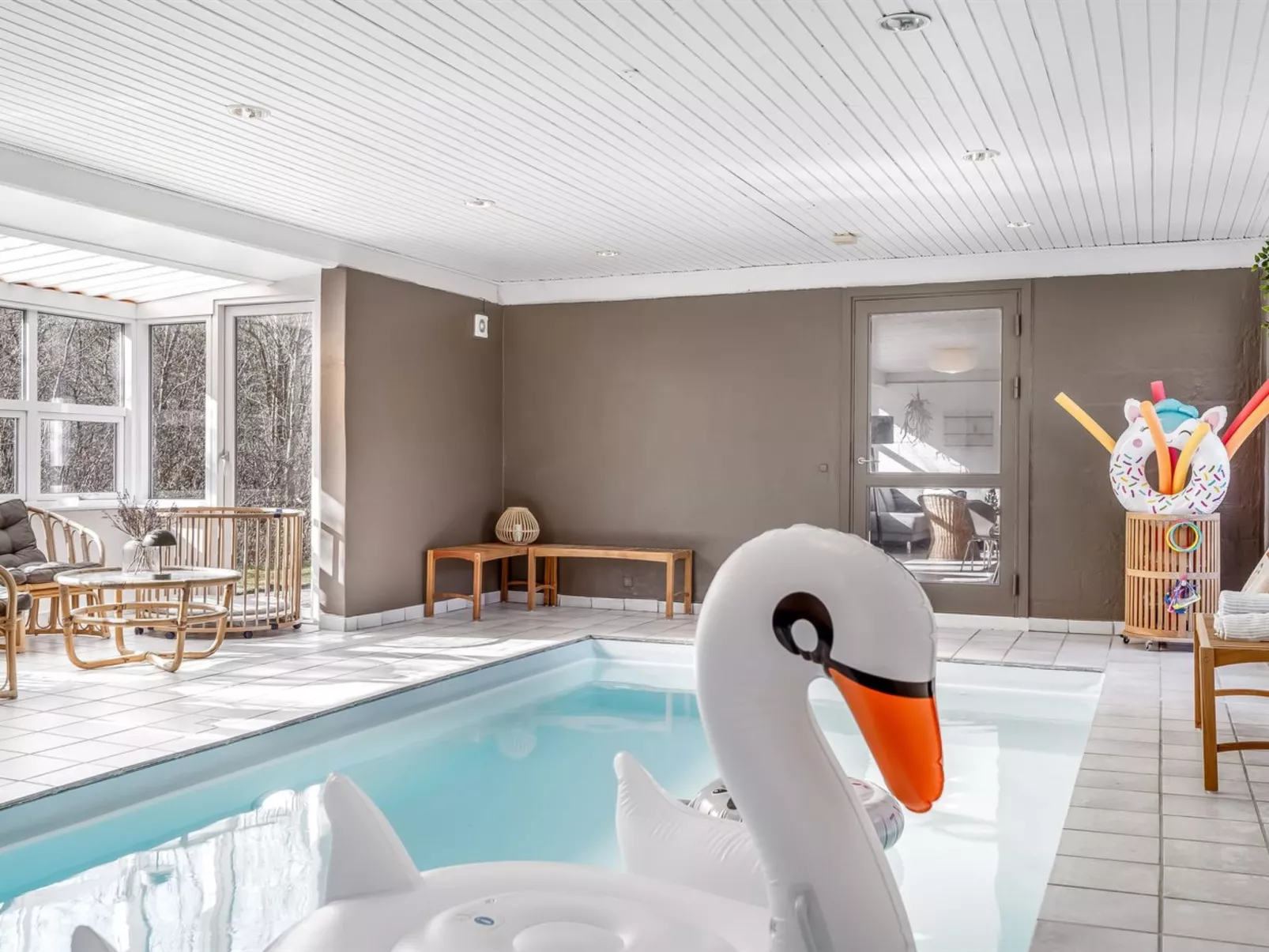 "Karmen" - 250m to the fjord-Outside