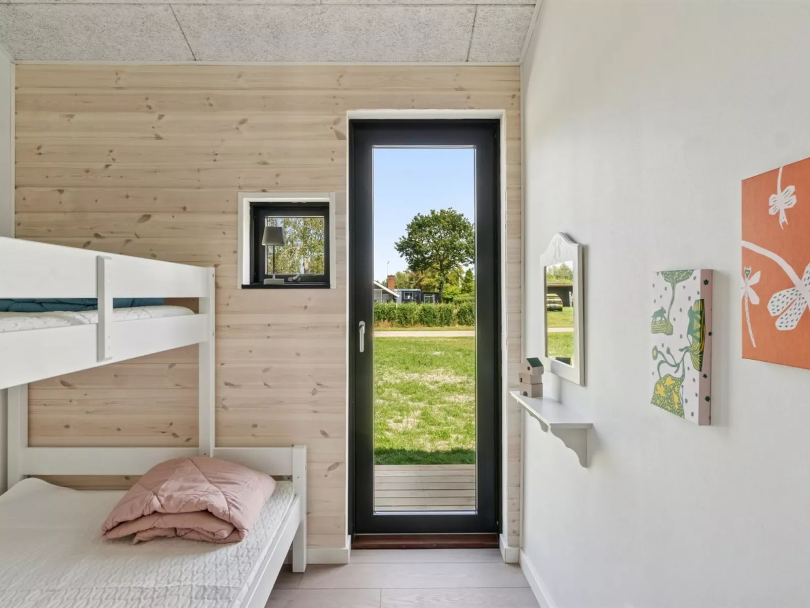 "Herulf" - 450m from the sea-Inside