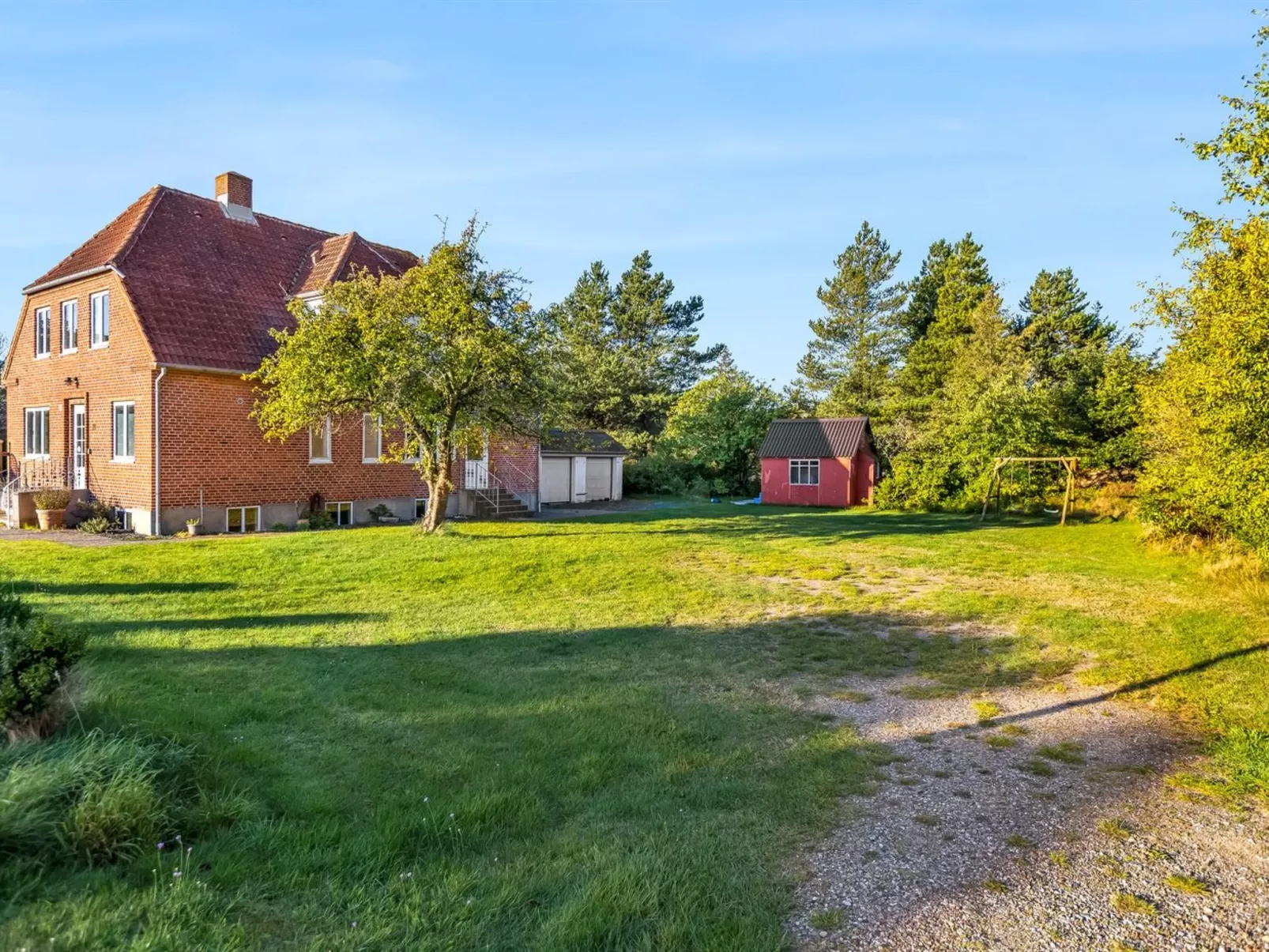 "Albina" - 4.5km from the sea-Draußen