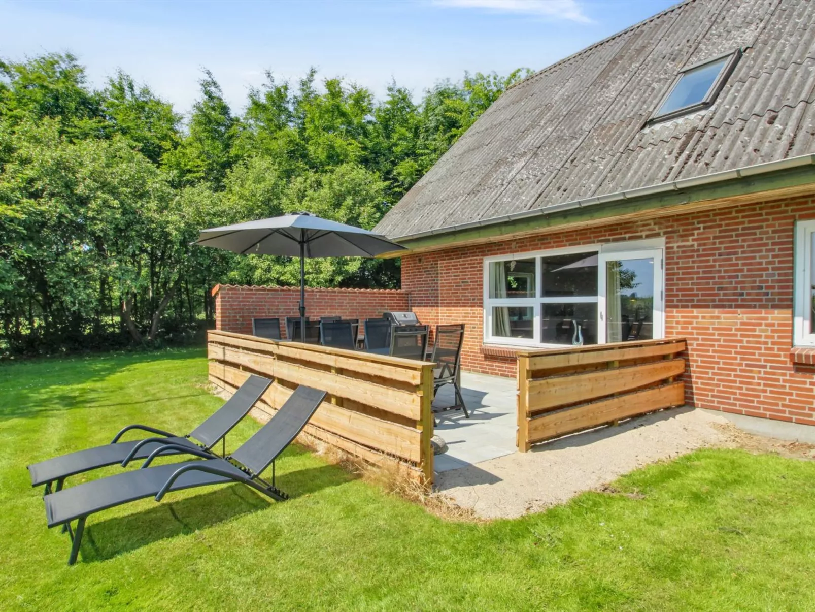 "Drine" - 19km from the sea-Outside