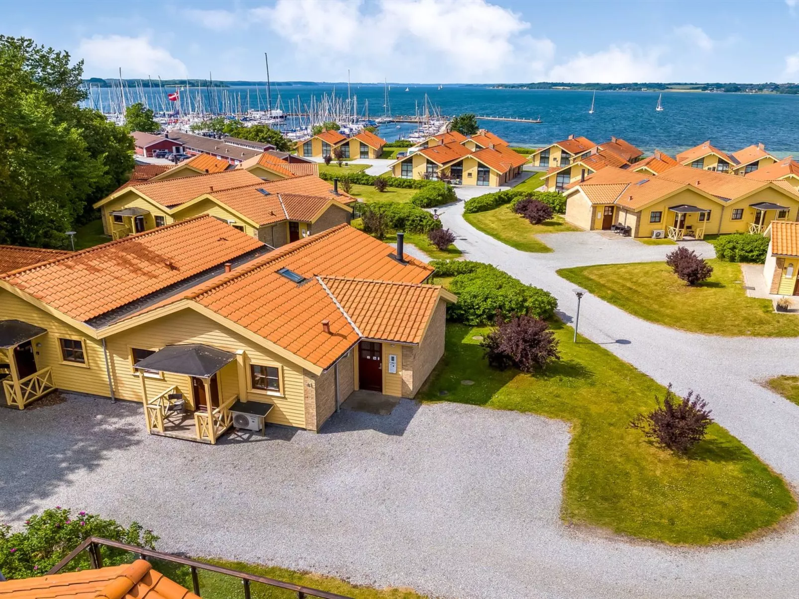 "Rouwen" - 120m from the sea-Draußen