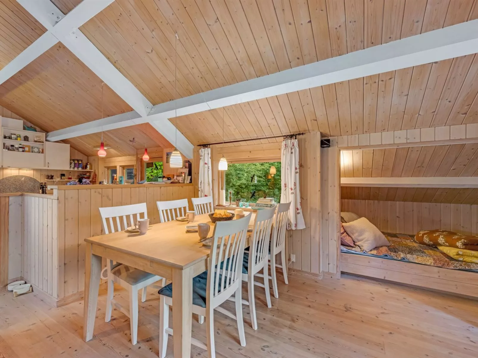 "Elea" - 450m to the fjord-Dedans