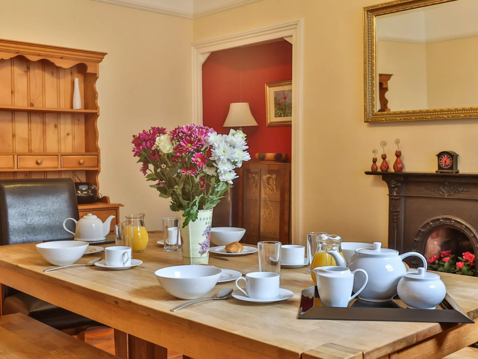 Adventure House-Drinnen