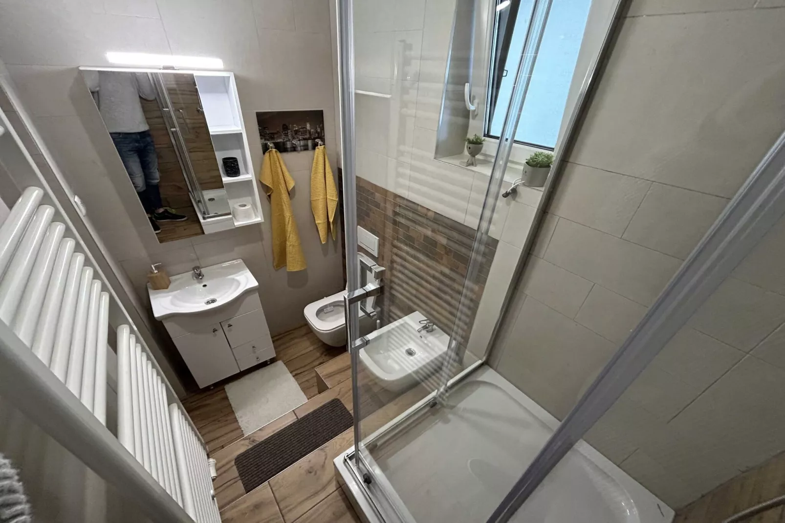 City Modern and Vibrant Apartments Ljubljana - Standard One Bedroom Apartment (owner A3)-Badezimmer