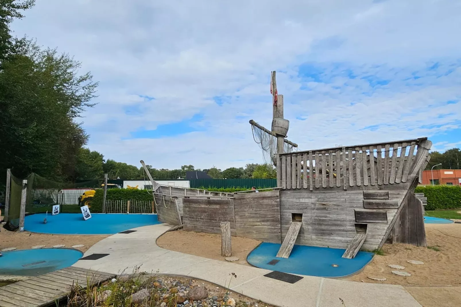 OG links 50 qm-Areas within 5km in summer