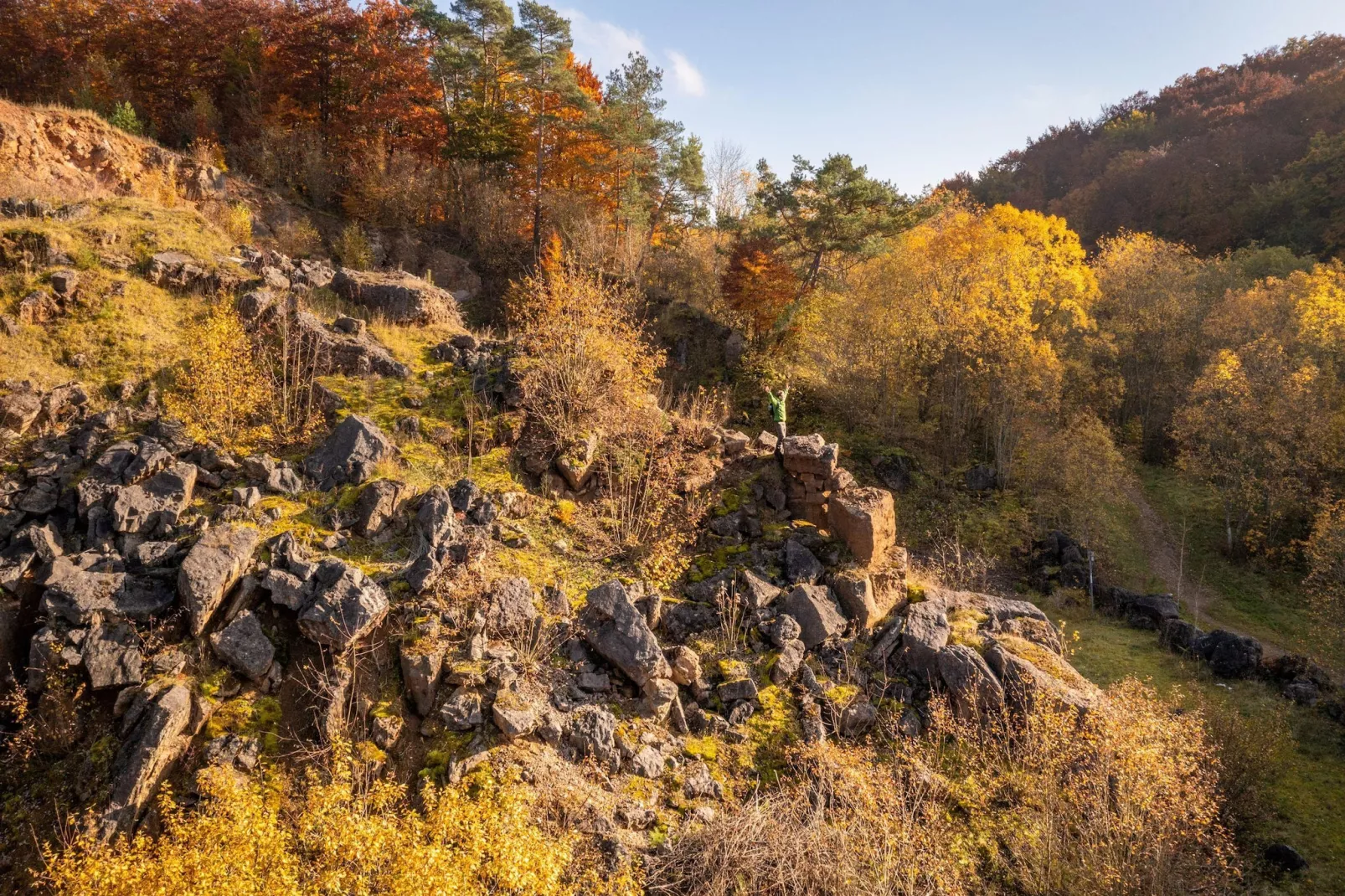 Eifel-Finca mit Whirlpool und Gartenlounge-Areas within 20km in summer