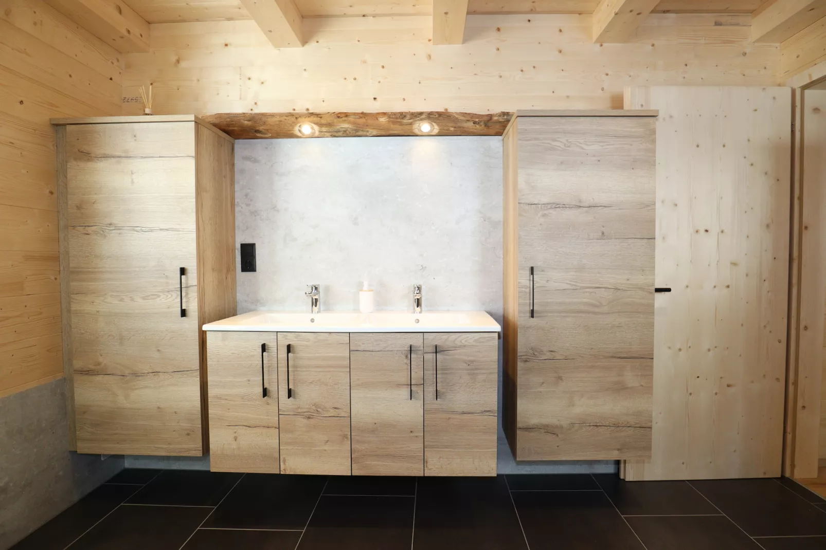 Ferienhütte Almwiese-Bathroom