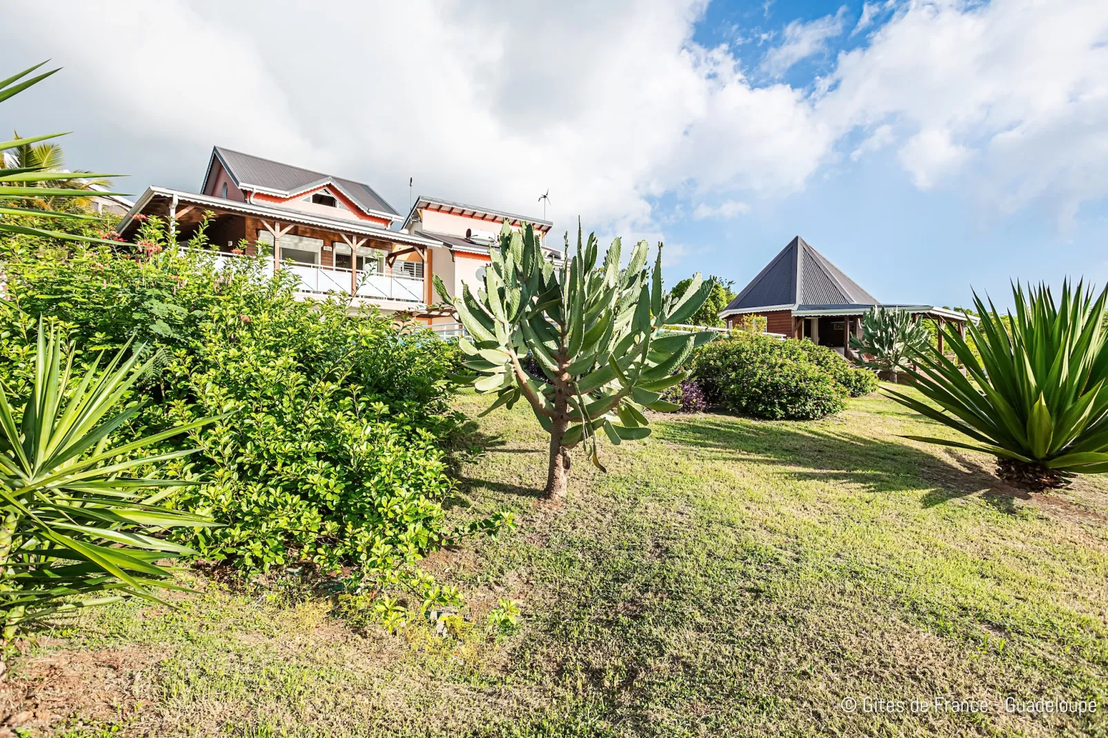 Complexe entier-Résidence-Villa-Salle de Bain amenagée-Vue mer-Garten Sommer