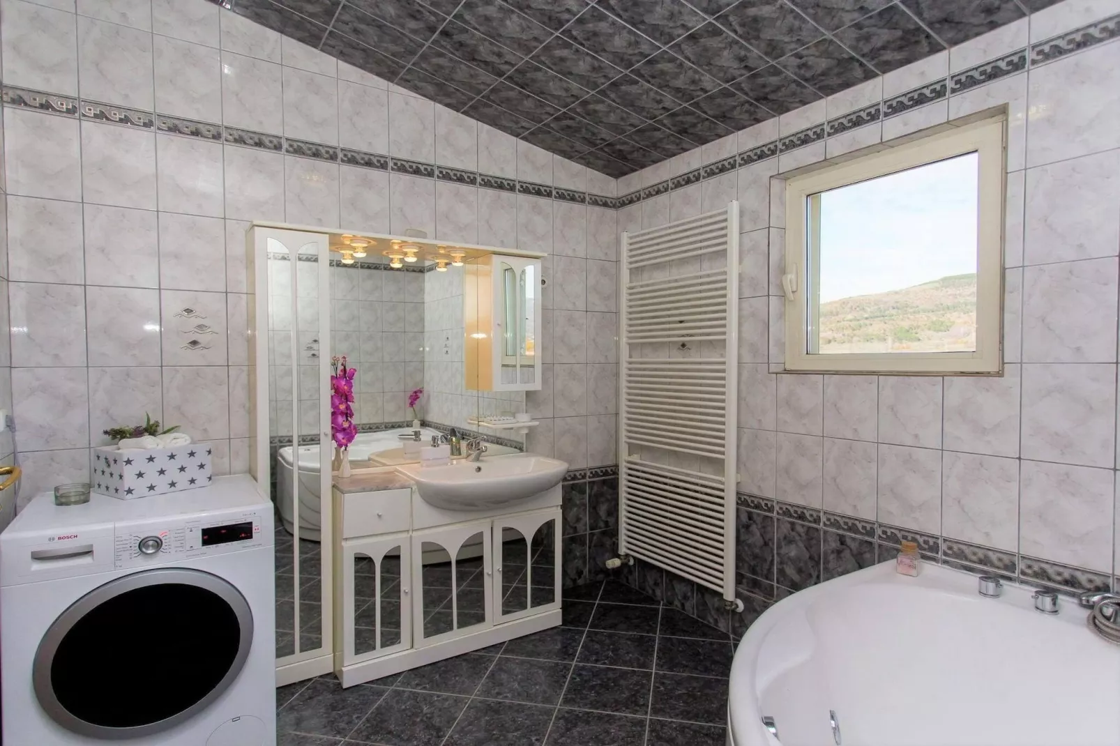 Sport & Spa Villa Neoric-Badezimmer