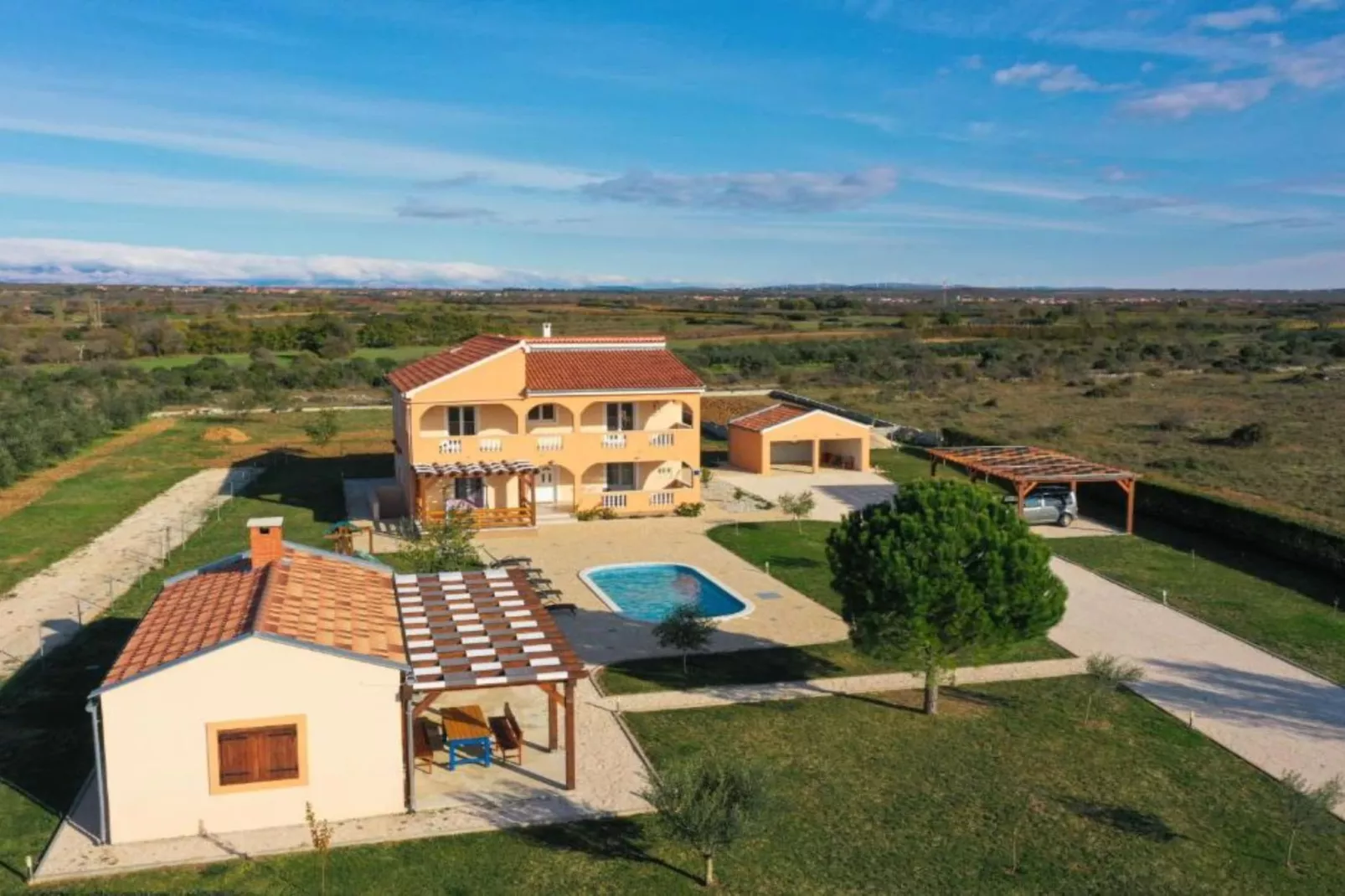 Villa Maja - Three bedroom villa with pool-Im Freien