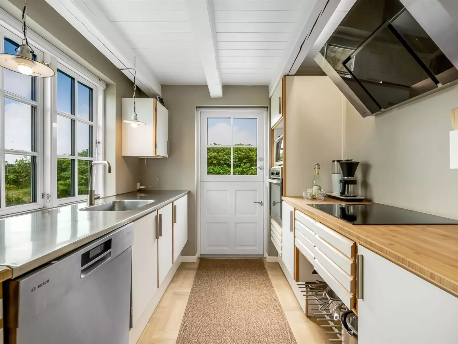 "Erle" - 200m to the fjord-Inside