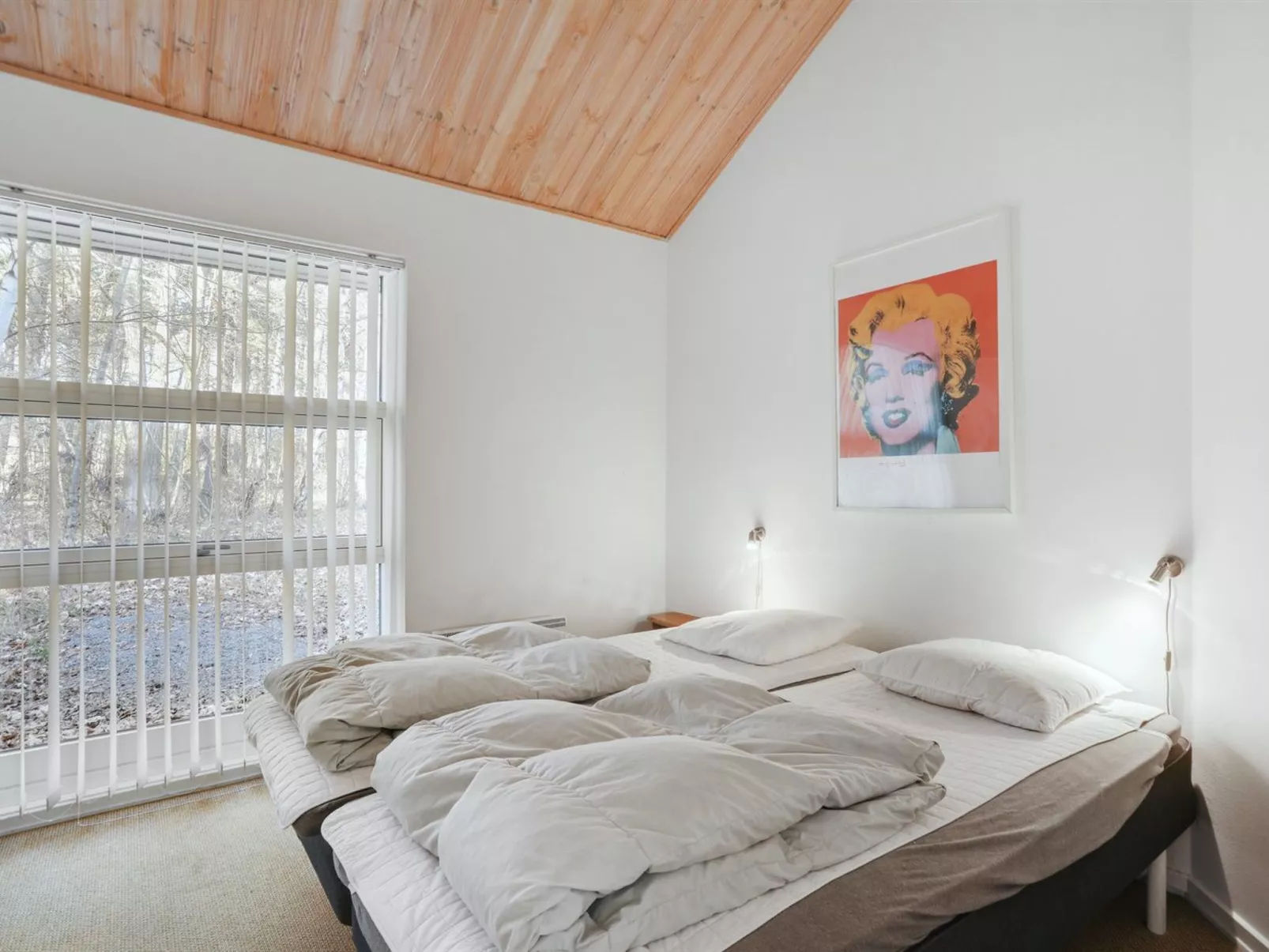 "Dorit" - 600m from the sea-Drinnen