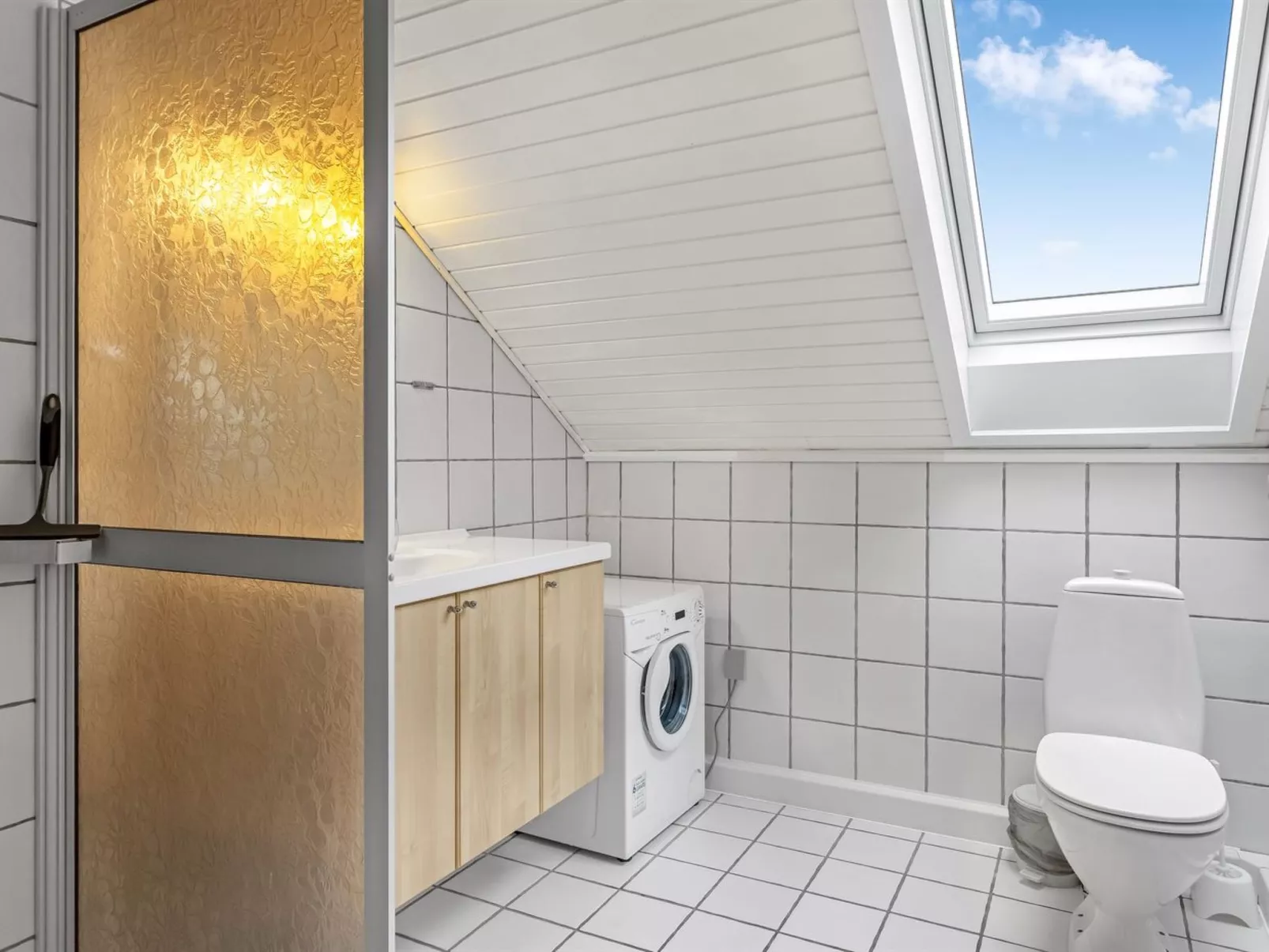 "Edly" - 2.3km from the sea-Drinnen