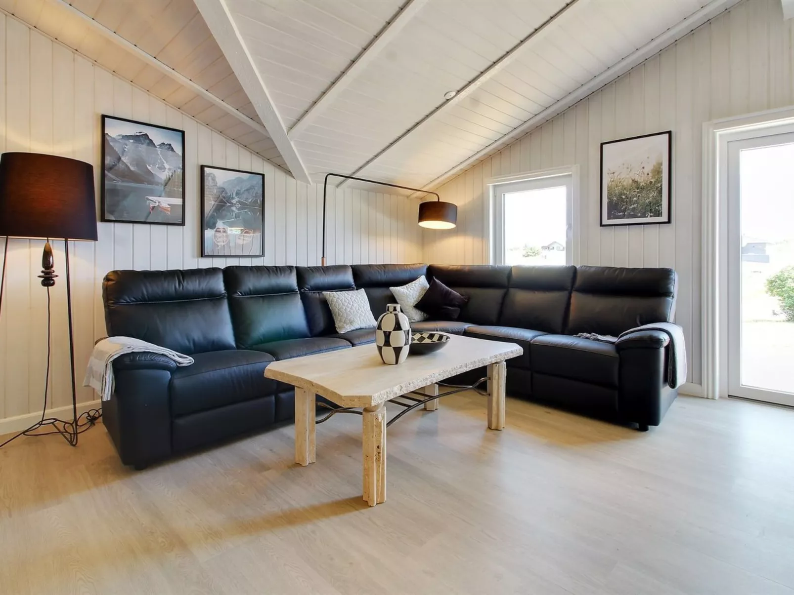 "Sirka" - 200m from the sea-Drinnen