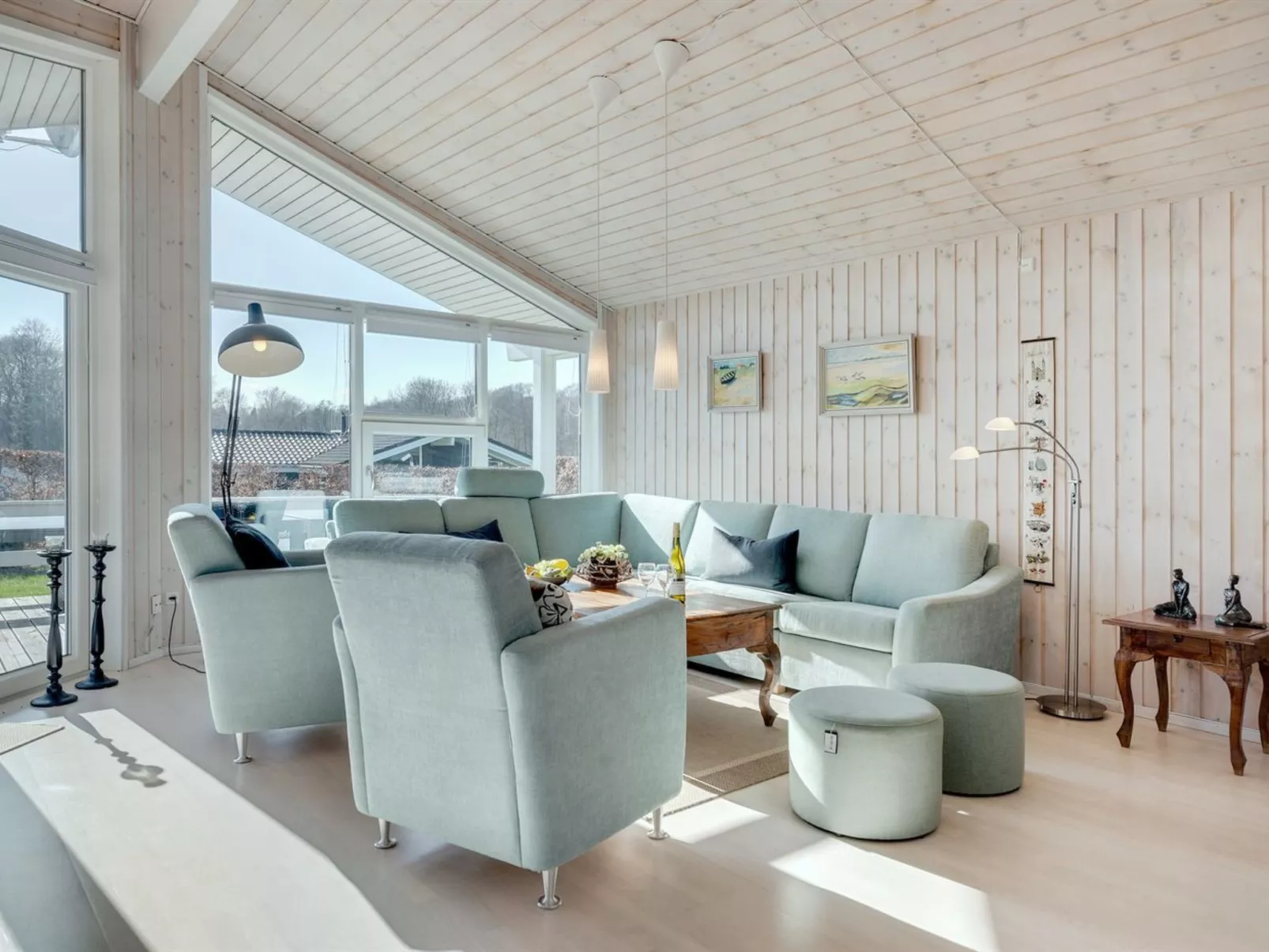 "Enja" - 150m from the sea-Drinnen