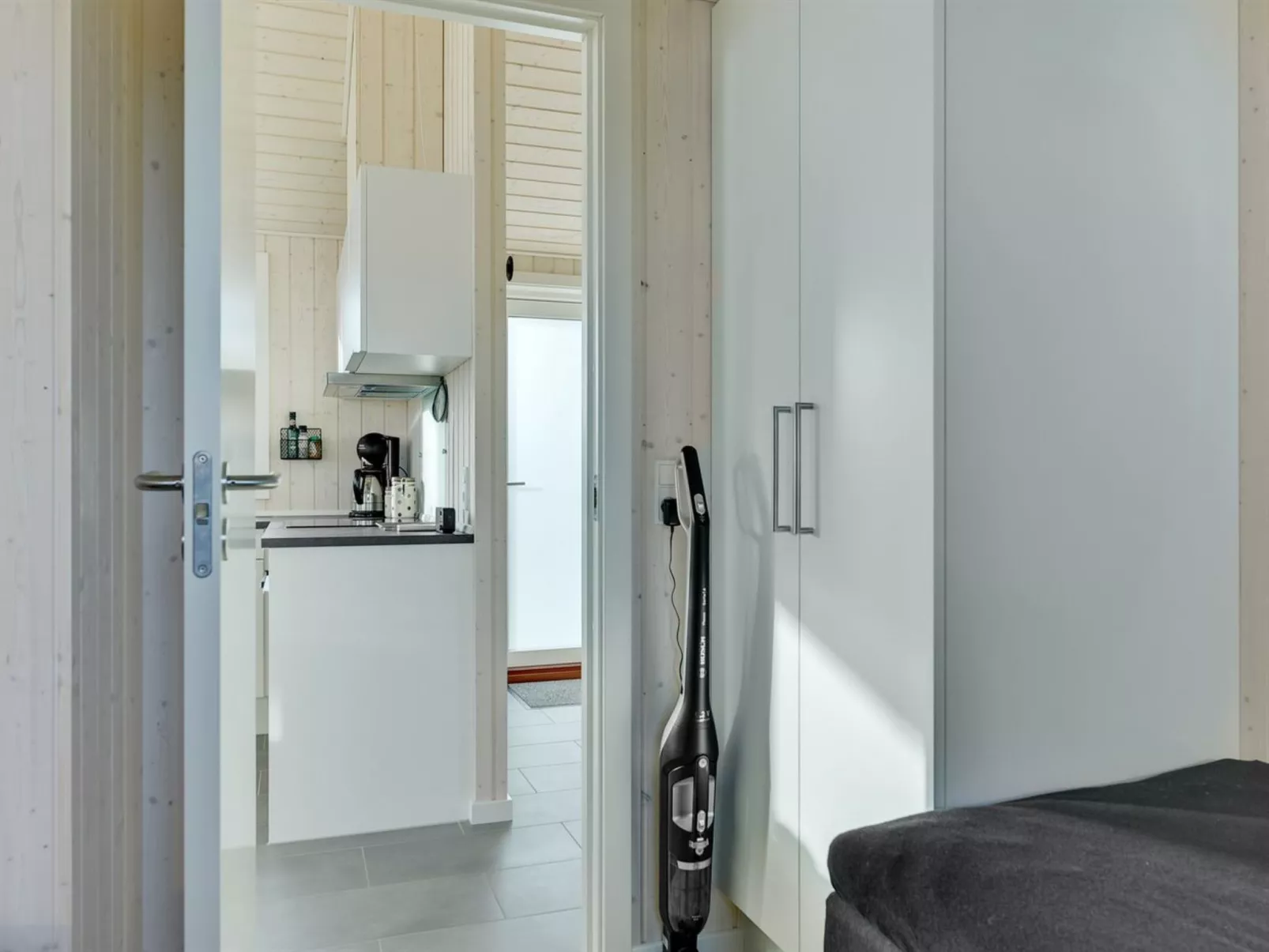 "Sighfrith" - 150m from the sea-Dedans