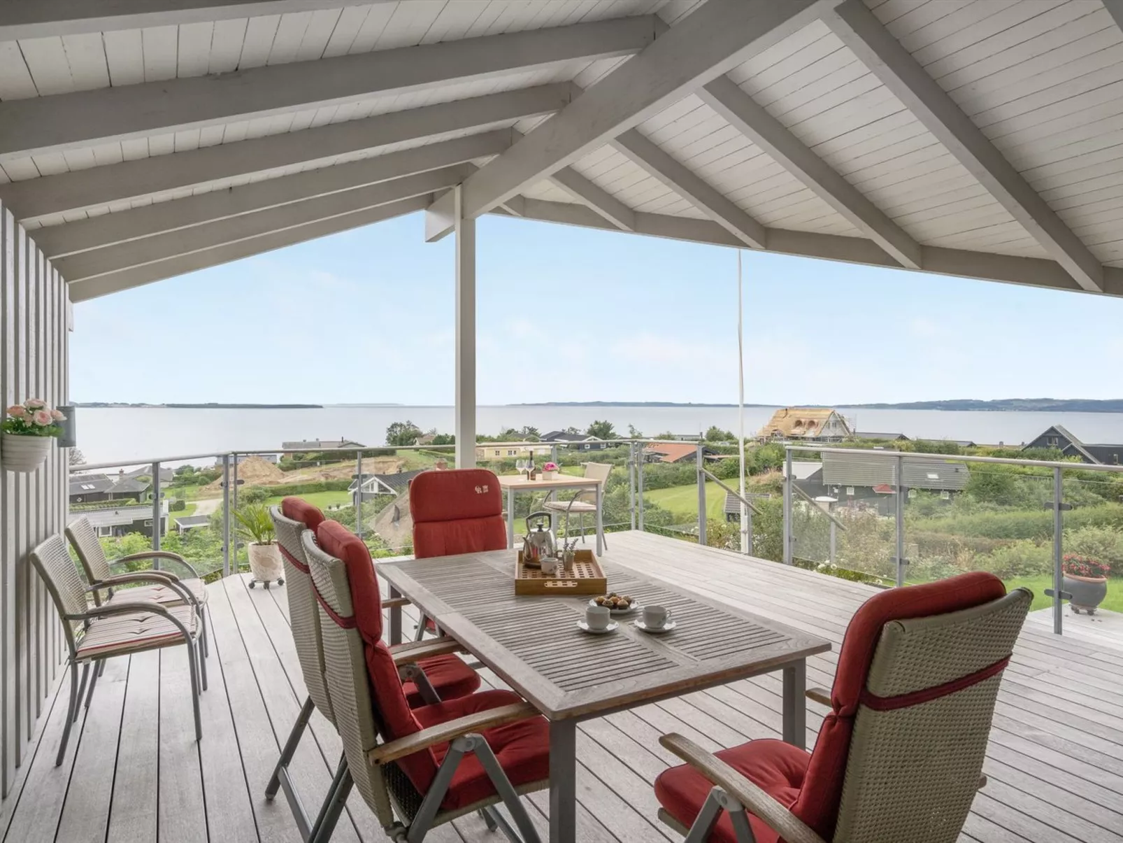 "Eilen" - 250m from the sea-Outside