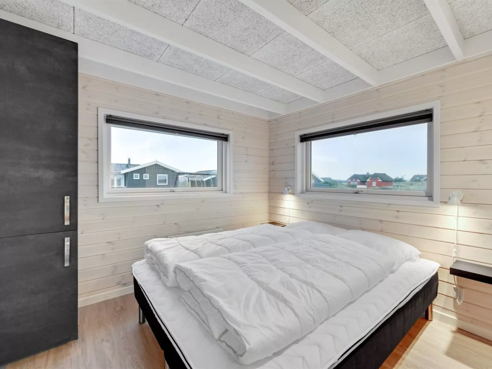 "Tola" - 450m from the sea-Drinnen