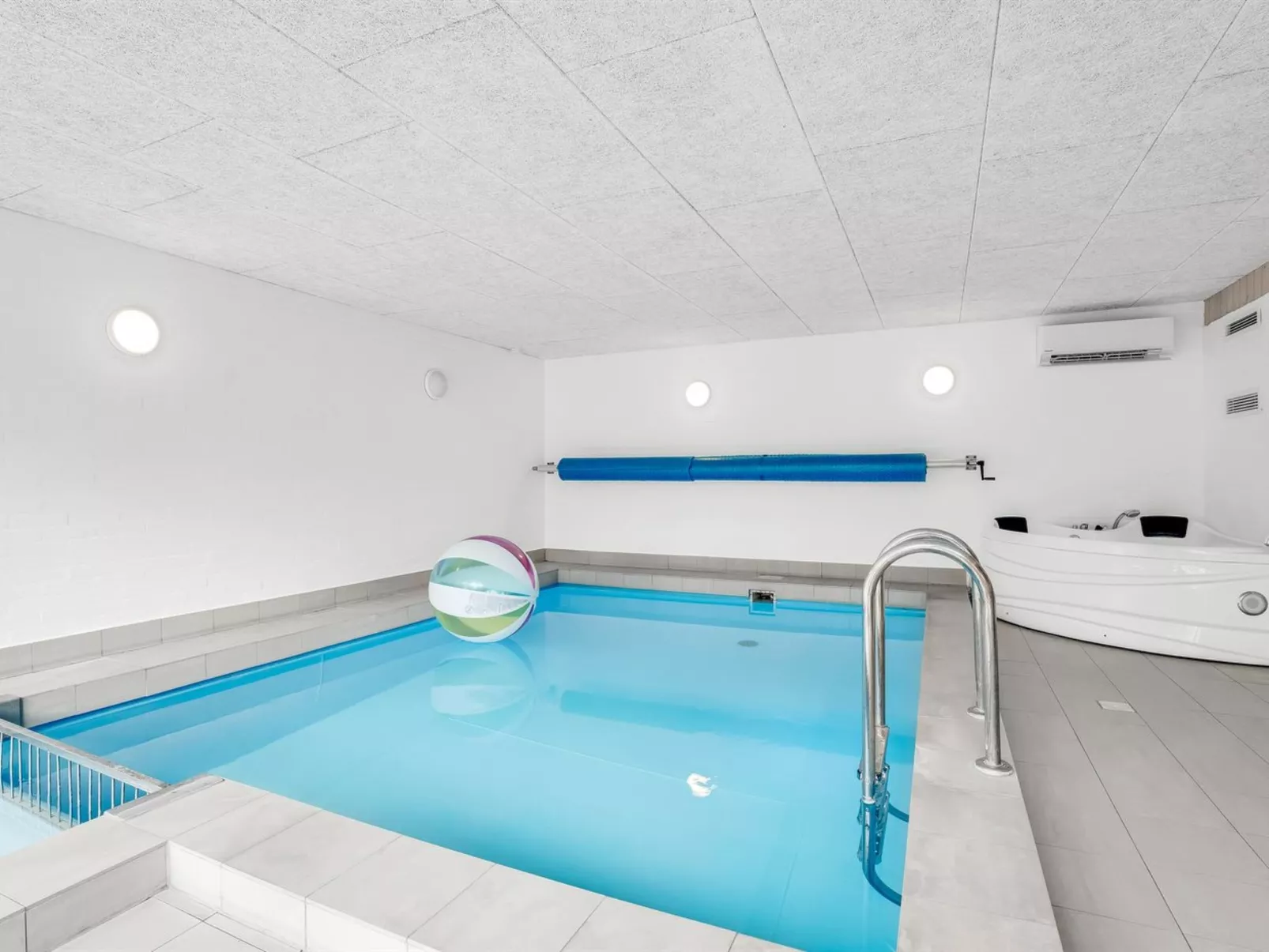 "Sverker" - 300m from the sea-Draußen