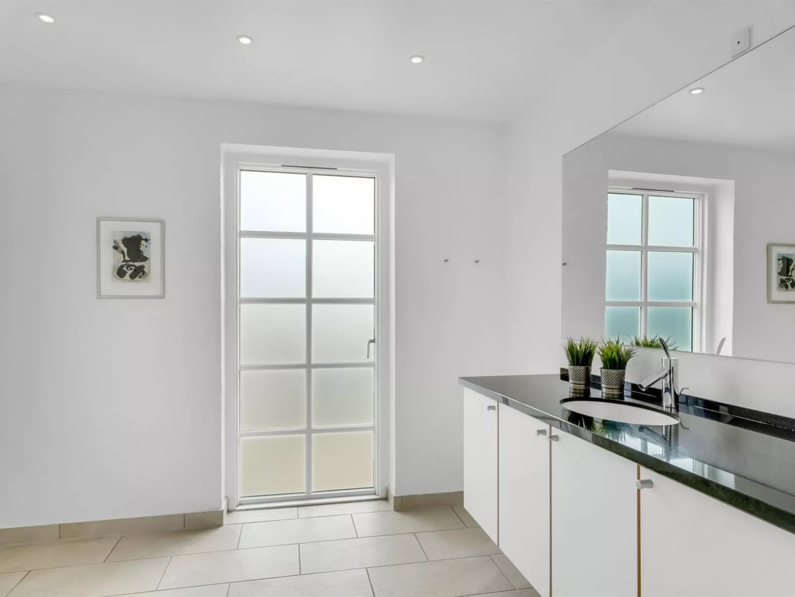 "Elisebeth" - 500m from the sea-Drinnen