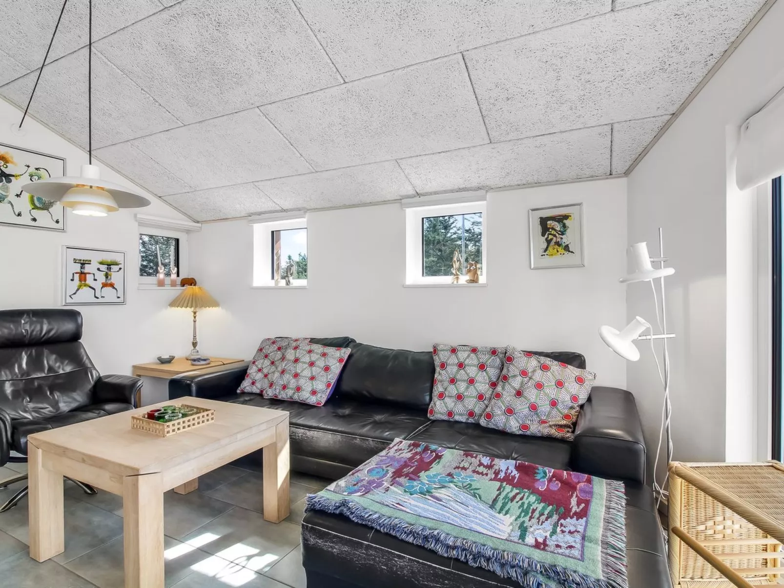 "Harthagunni" - 375m from the sea-Dedans