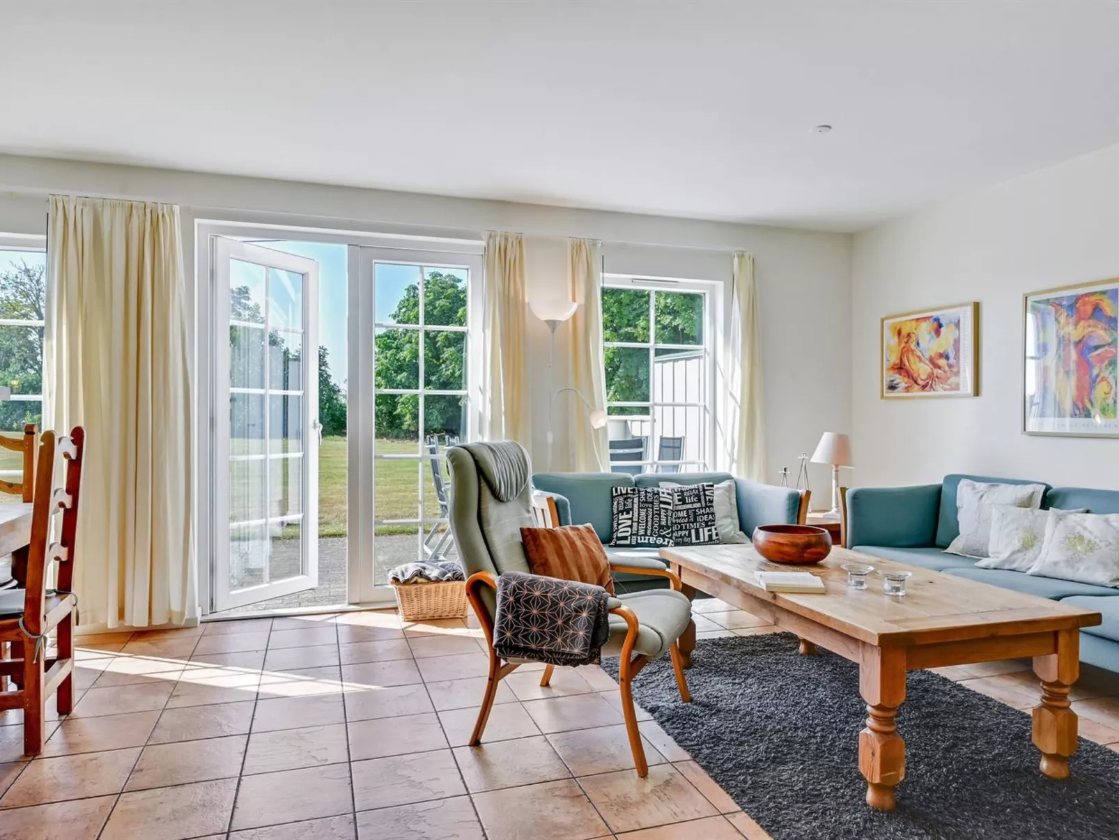 "Arwin" - 250m from the sea-Inside