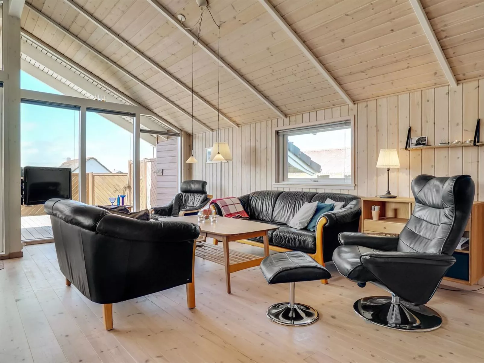 "Horsten" - 350m from the sea-Drinnen