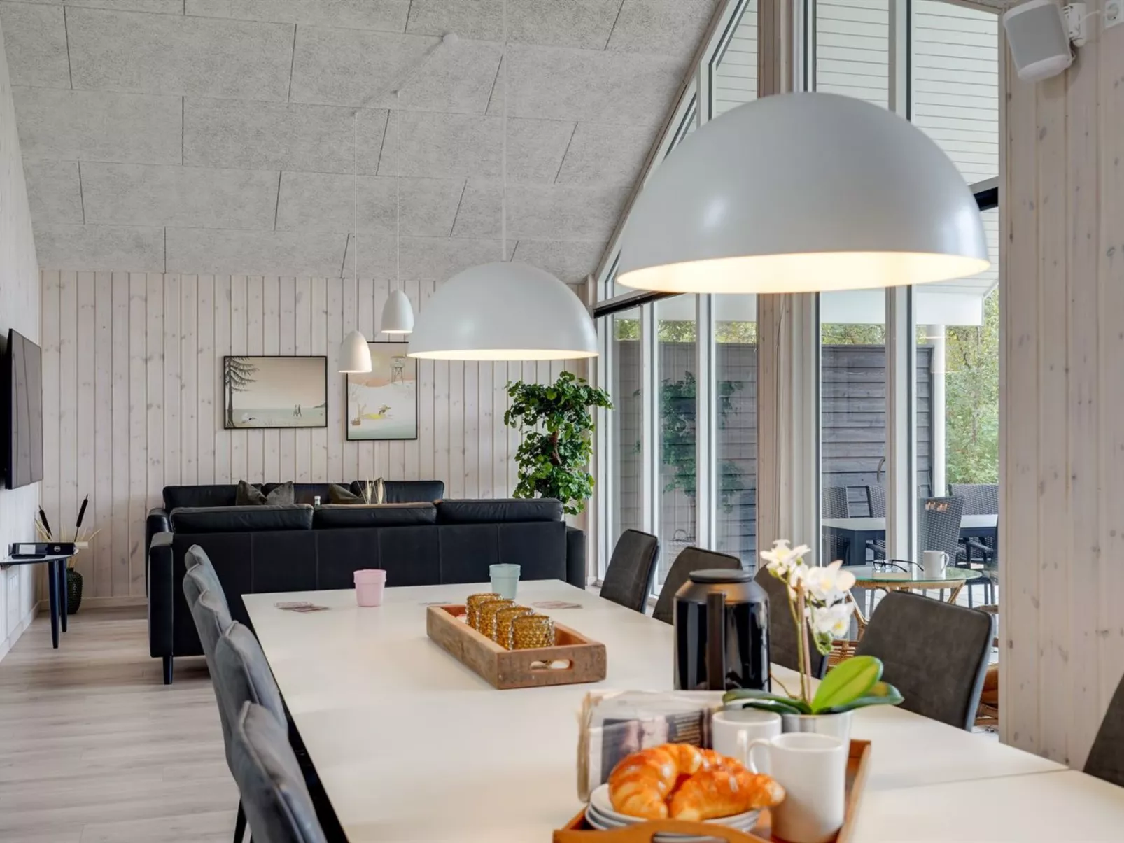 "Jorn" - 75m from the sea-Inside