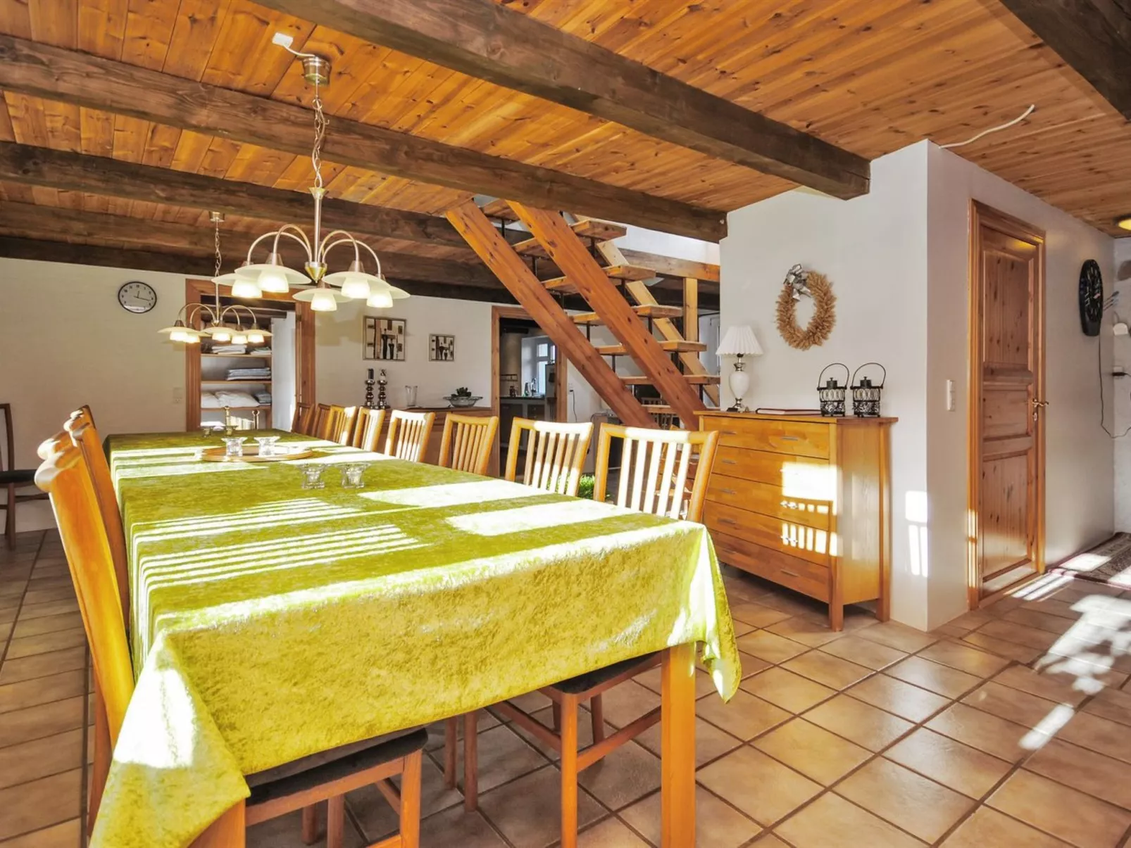 "Millie" - 3km to the fjord-Inside