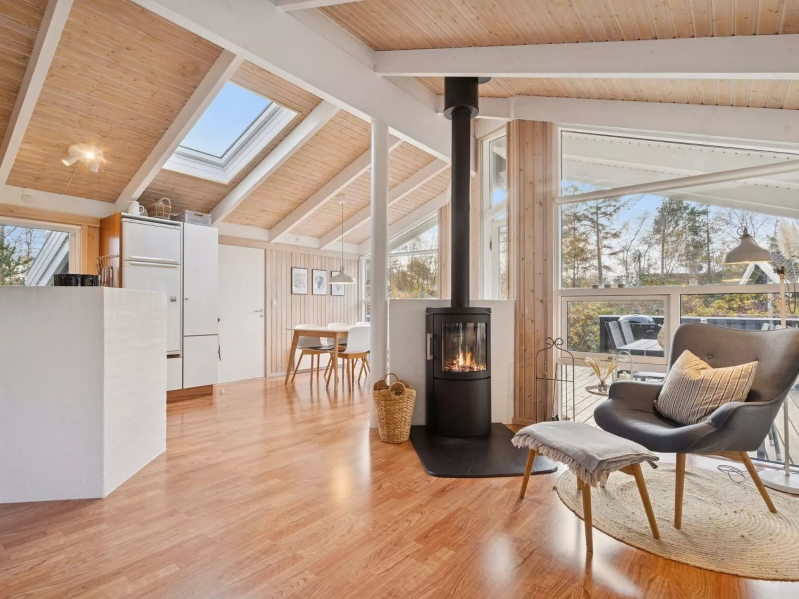 "Alvy" - 200m from the sea-Inside