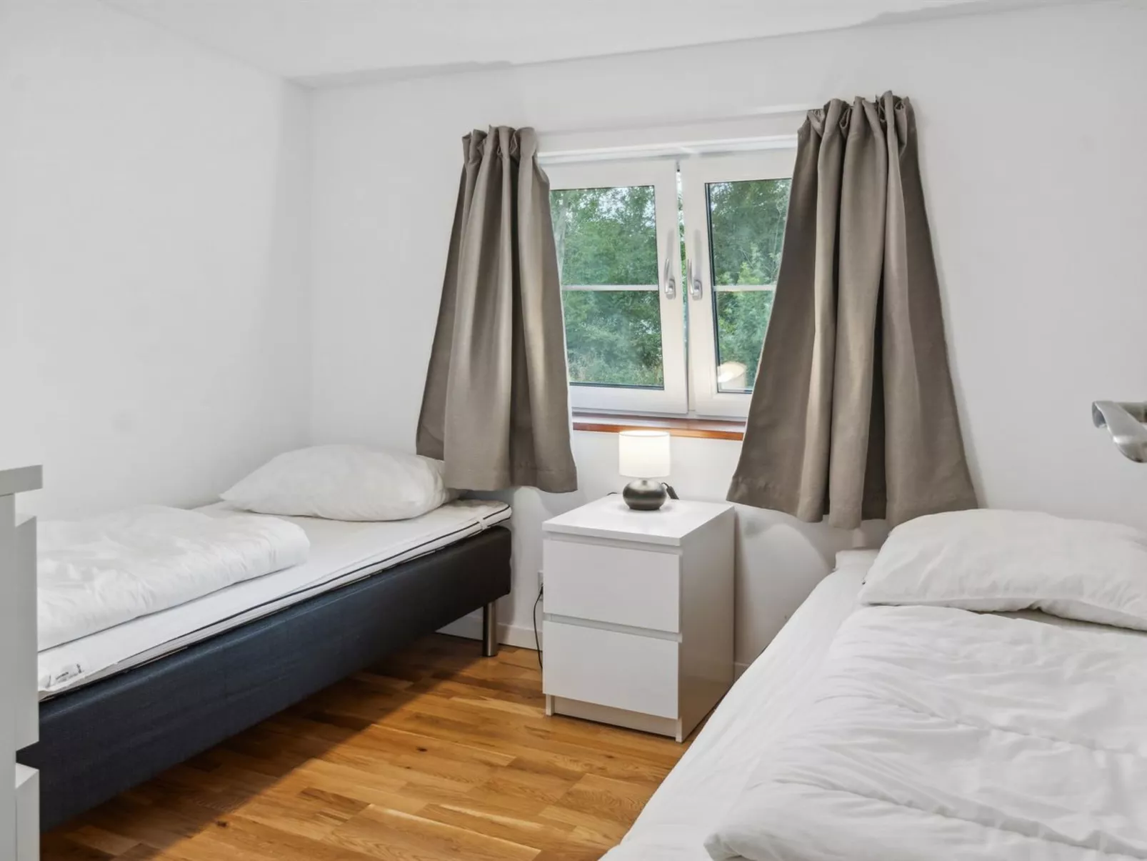 "Bjarka" - 700m from the sea-Dedans