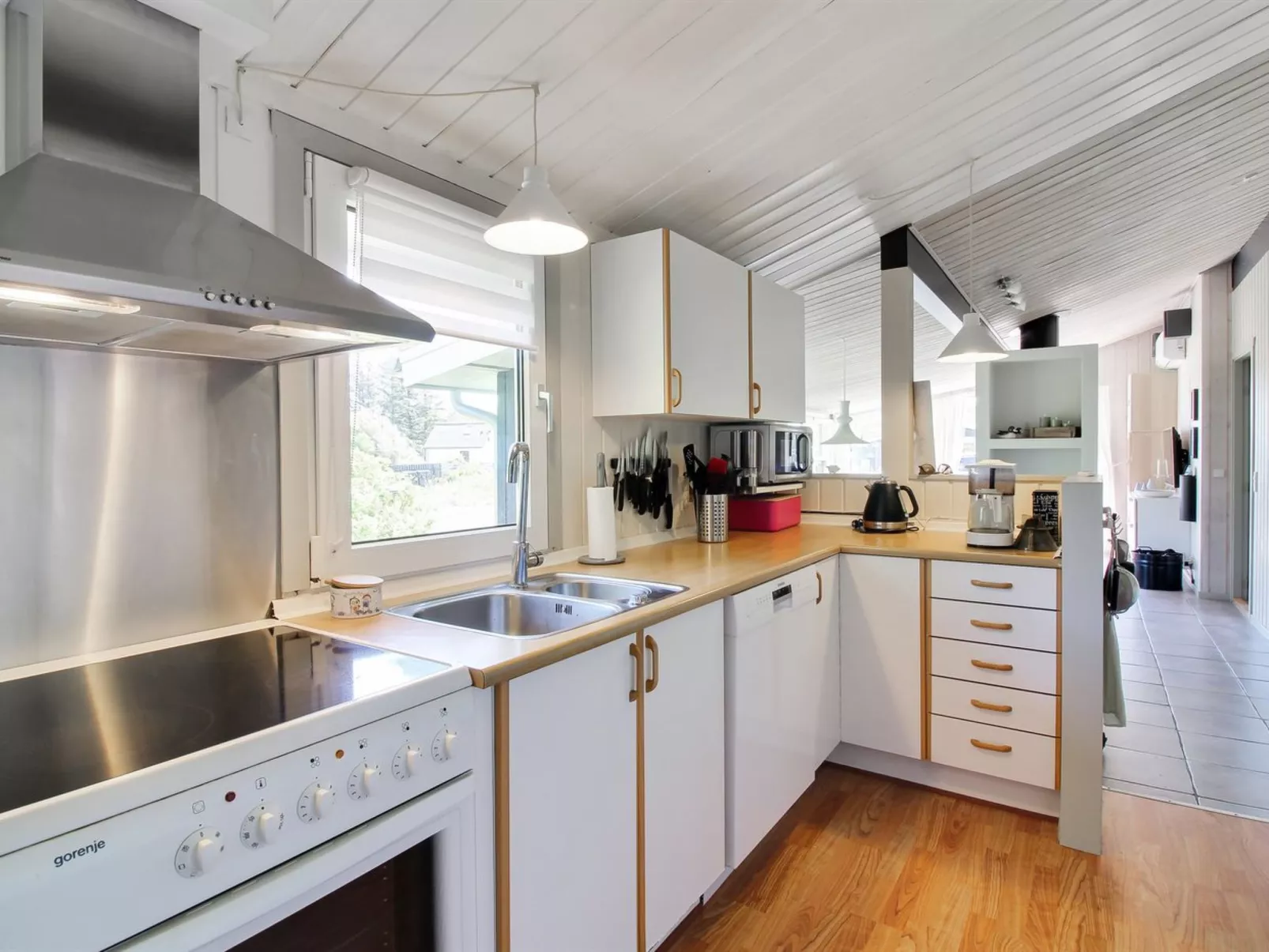 "Blia" - 575m from the sea-Inside