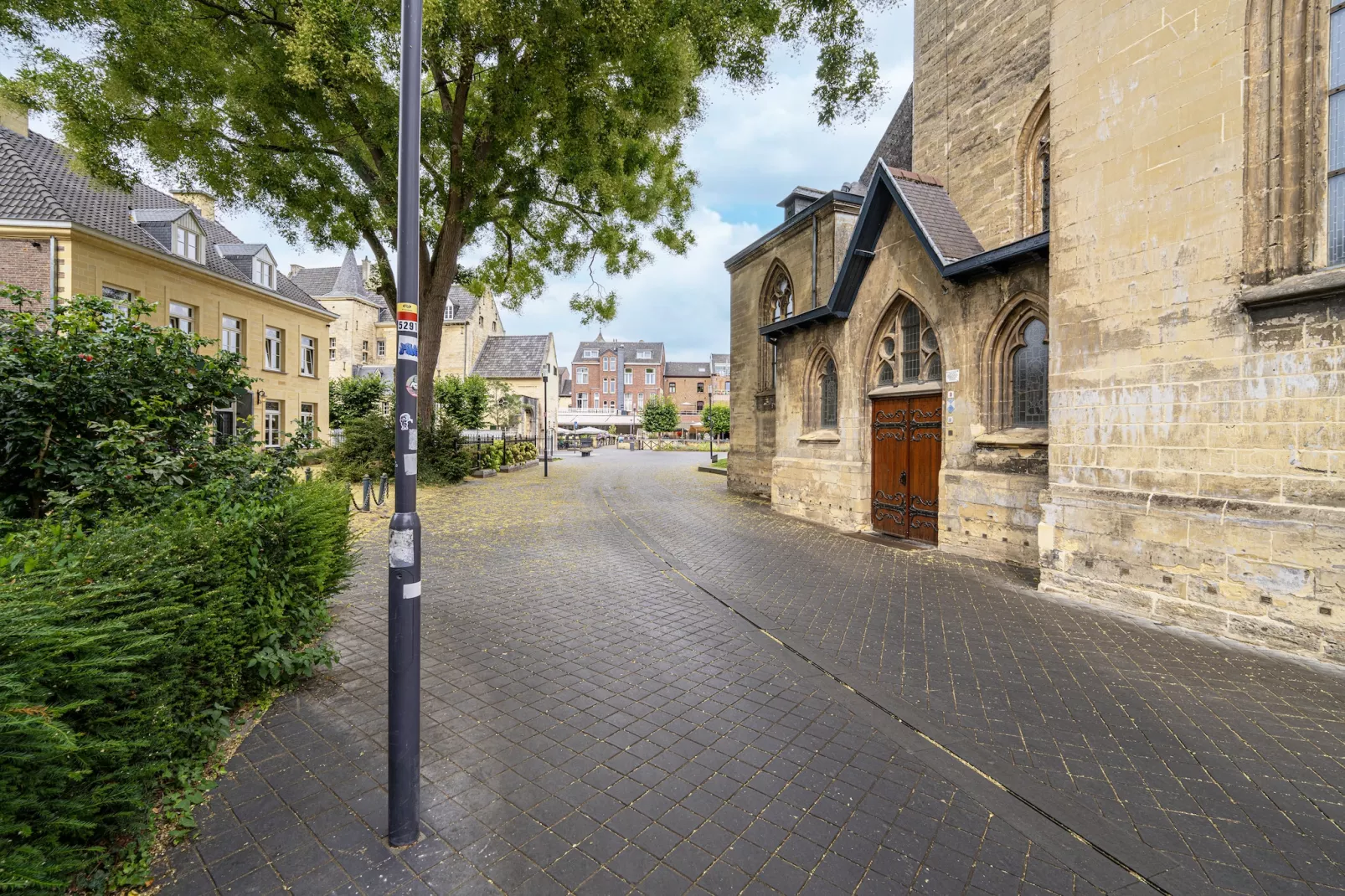 Mergelhuis-Areas within 1km in summer