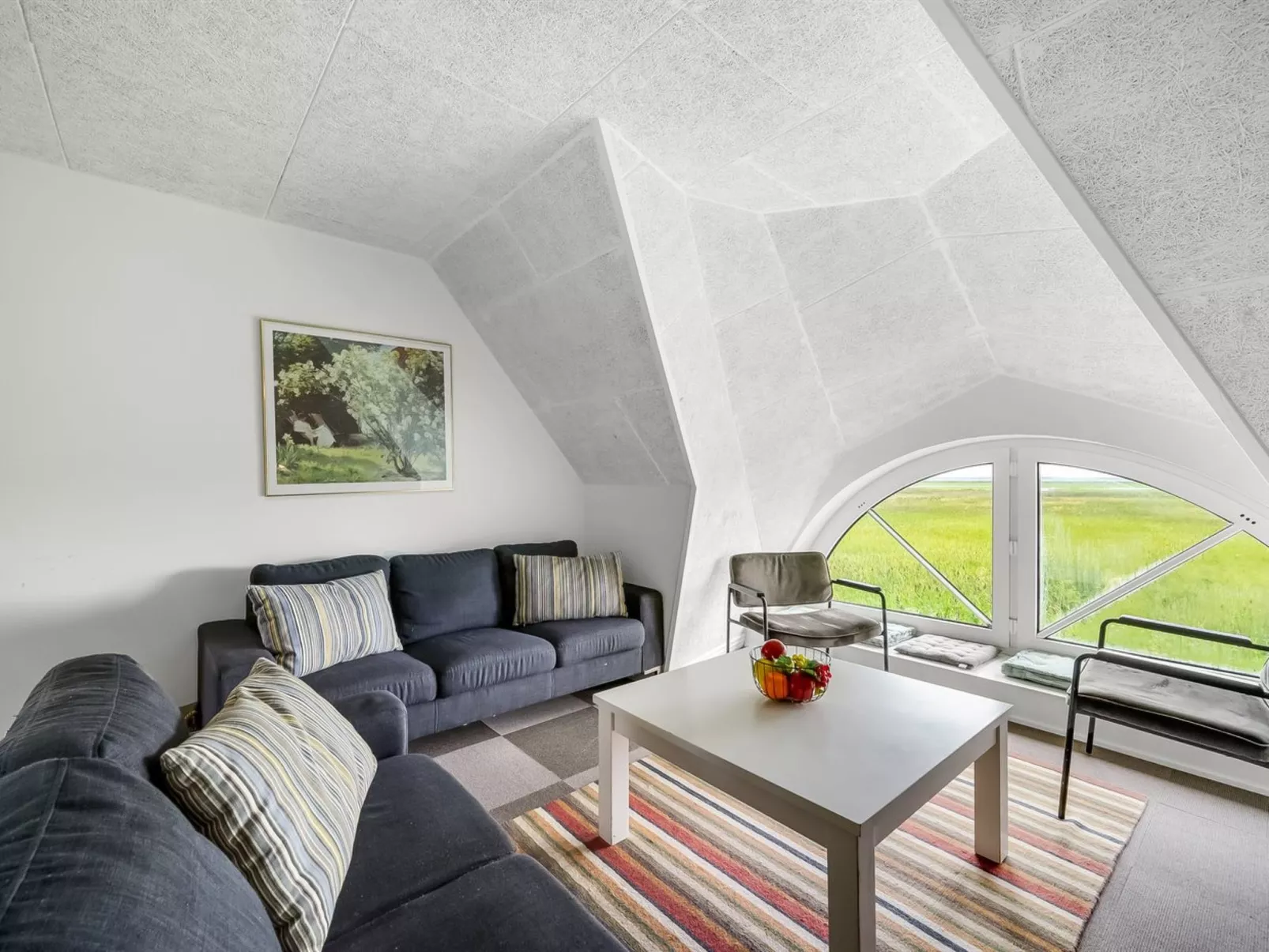 "Darleen" - 850m to the fjord-Drinnen