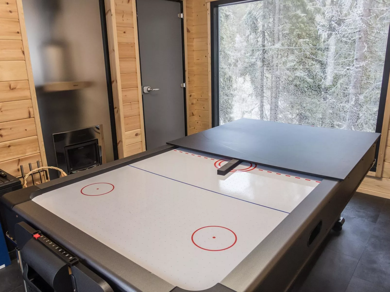 Villa ukkometso-Dedans