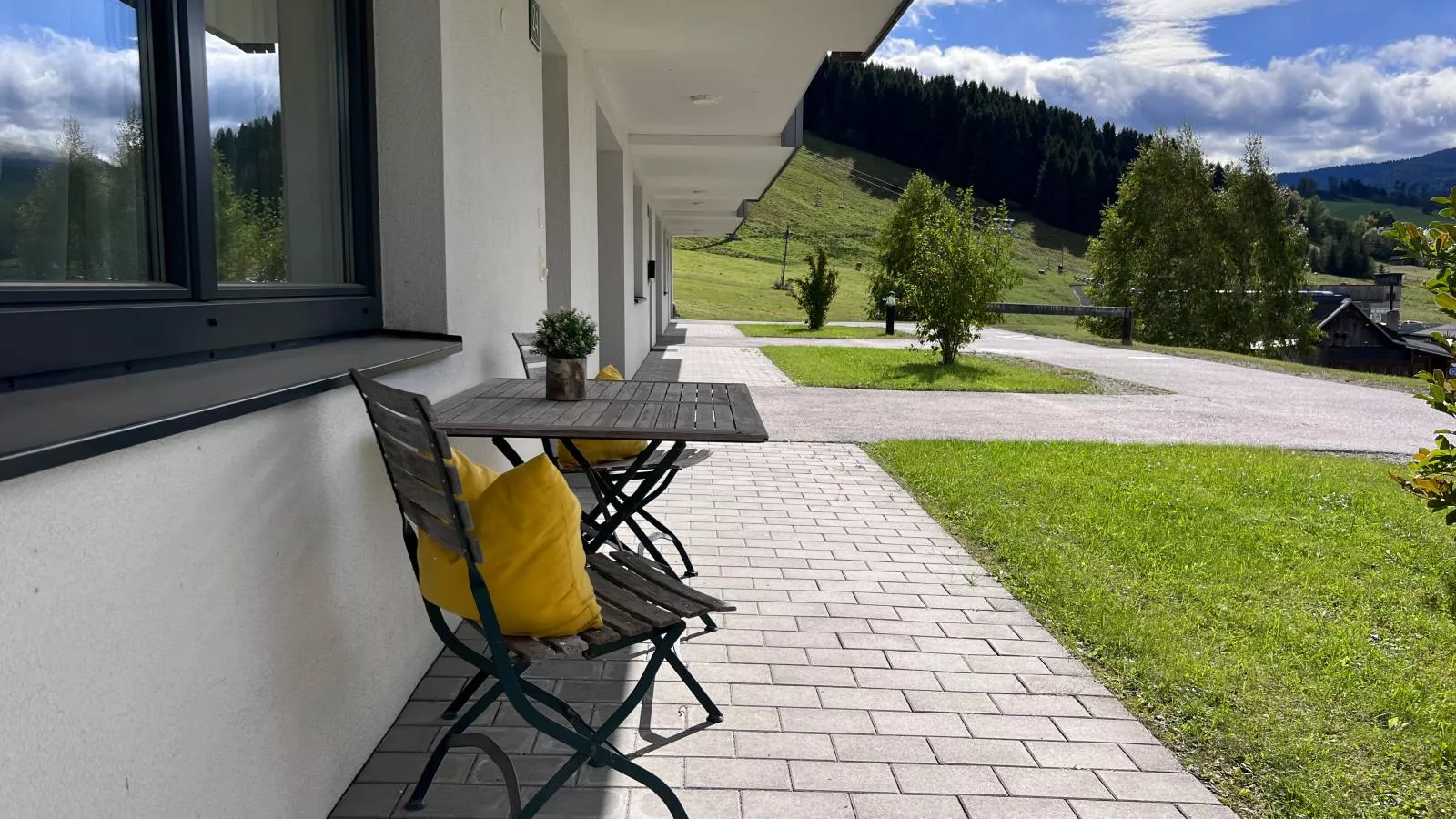 Winzerchalet-Terrasse/Balkon